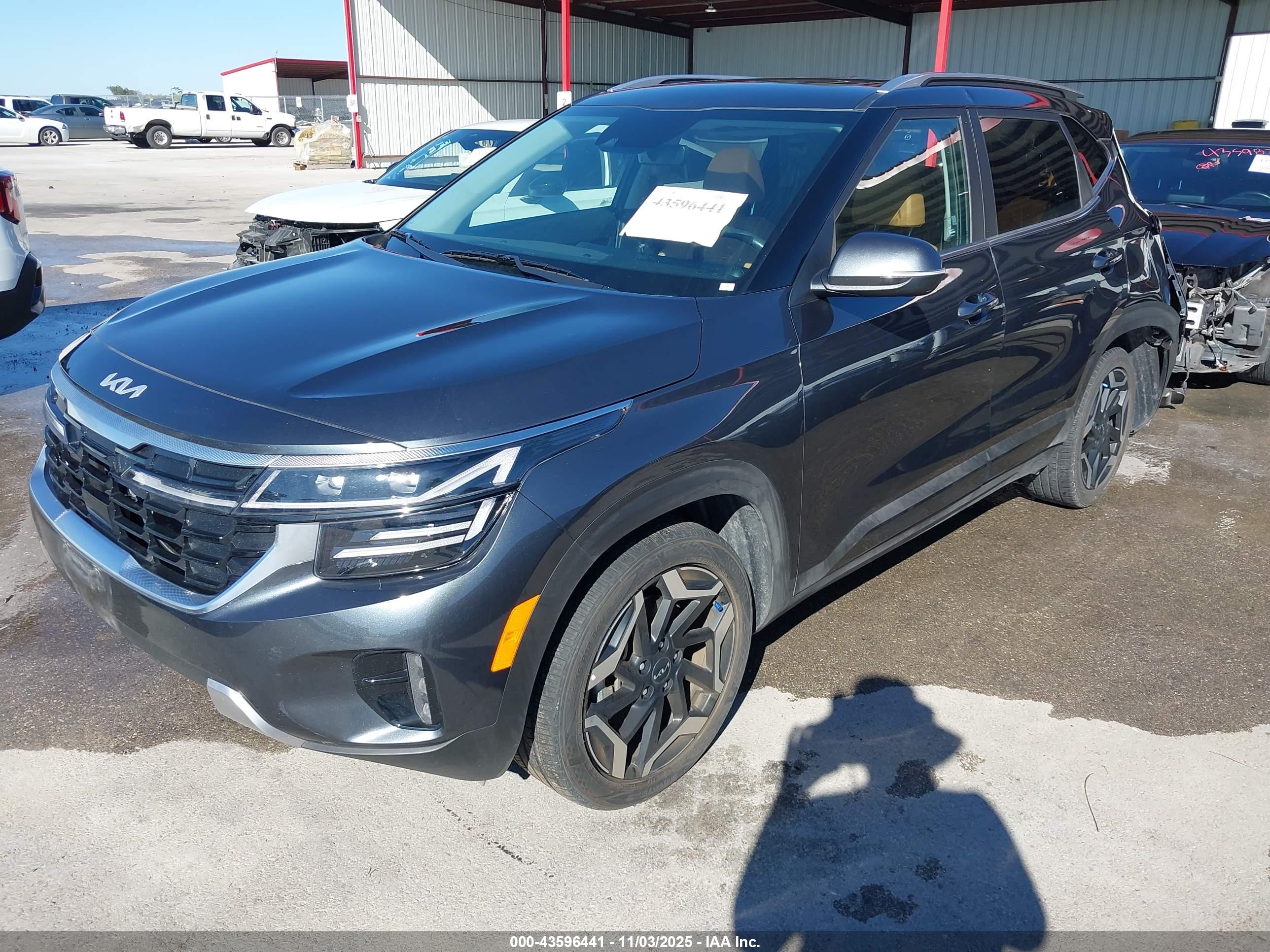 KIA SELTOS image 2