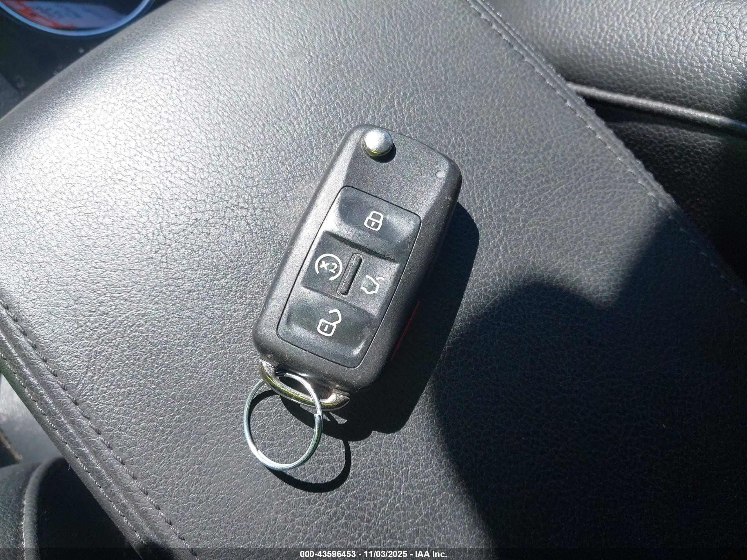 VOLKSWAGEN PASSAT image 11
