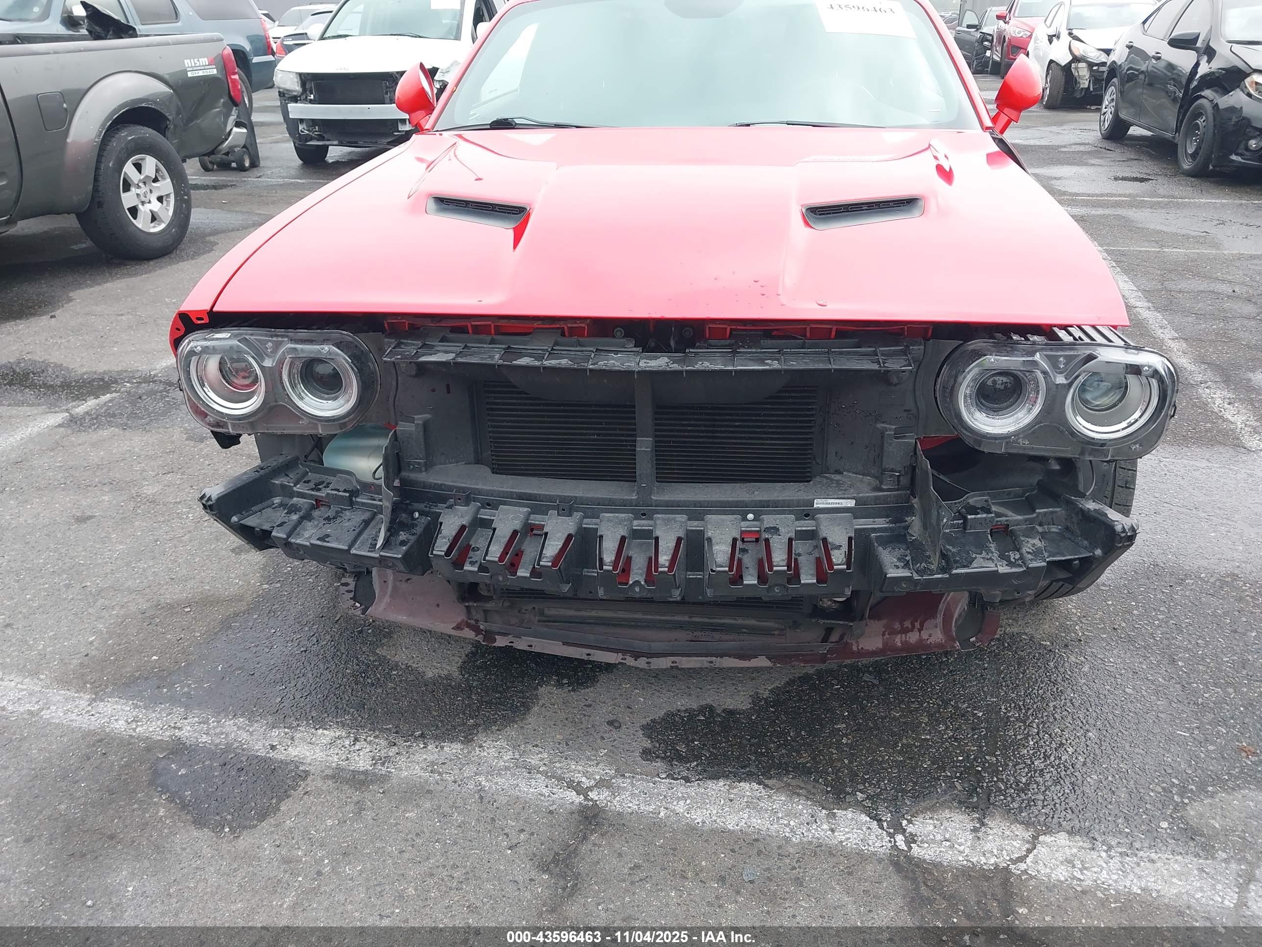 DODGE CHALLENGER image 6