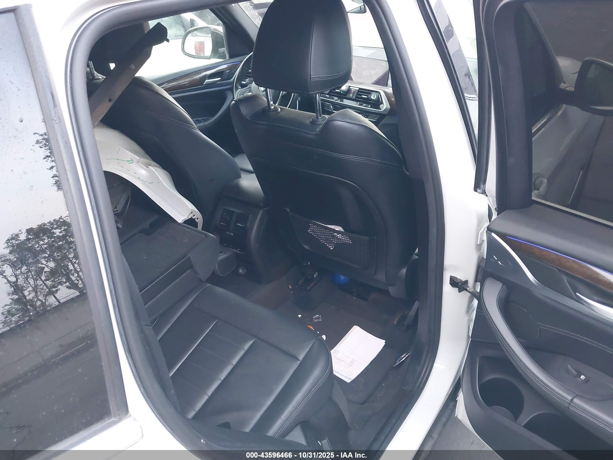 BMW X3 image 8