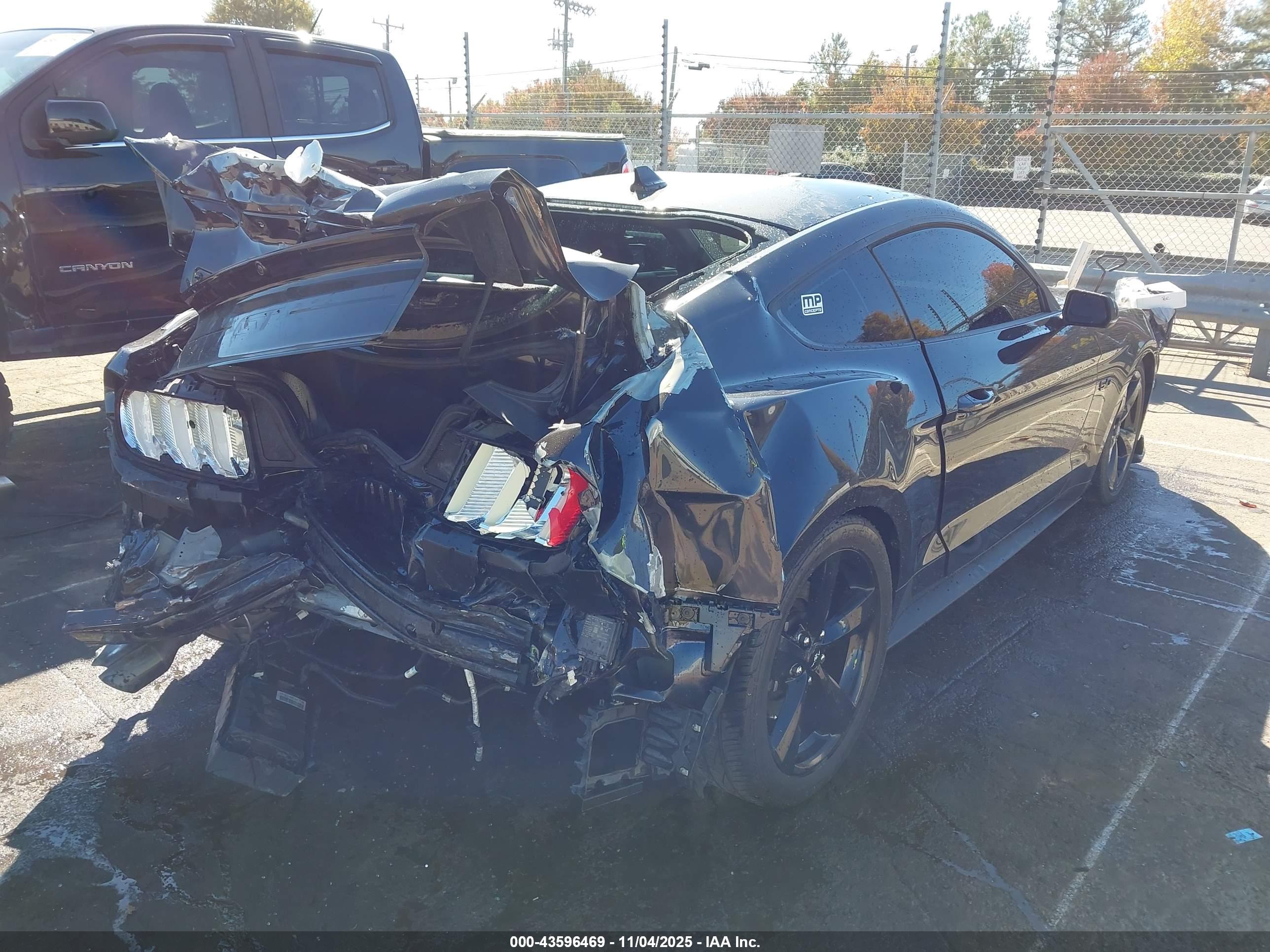 FORD MUSTANG image 4