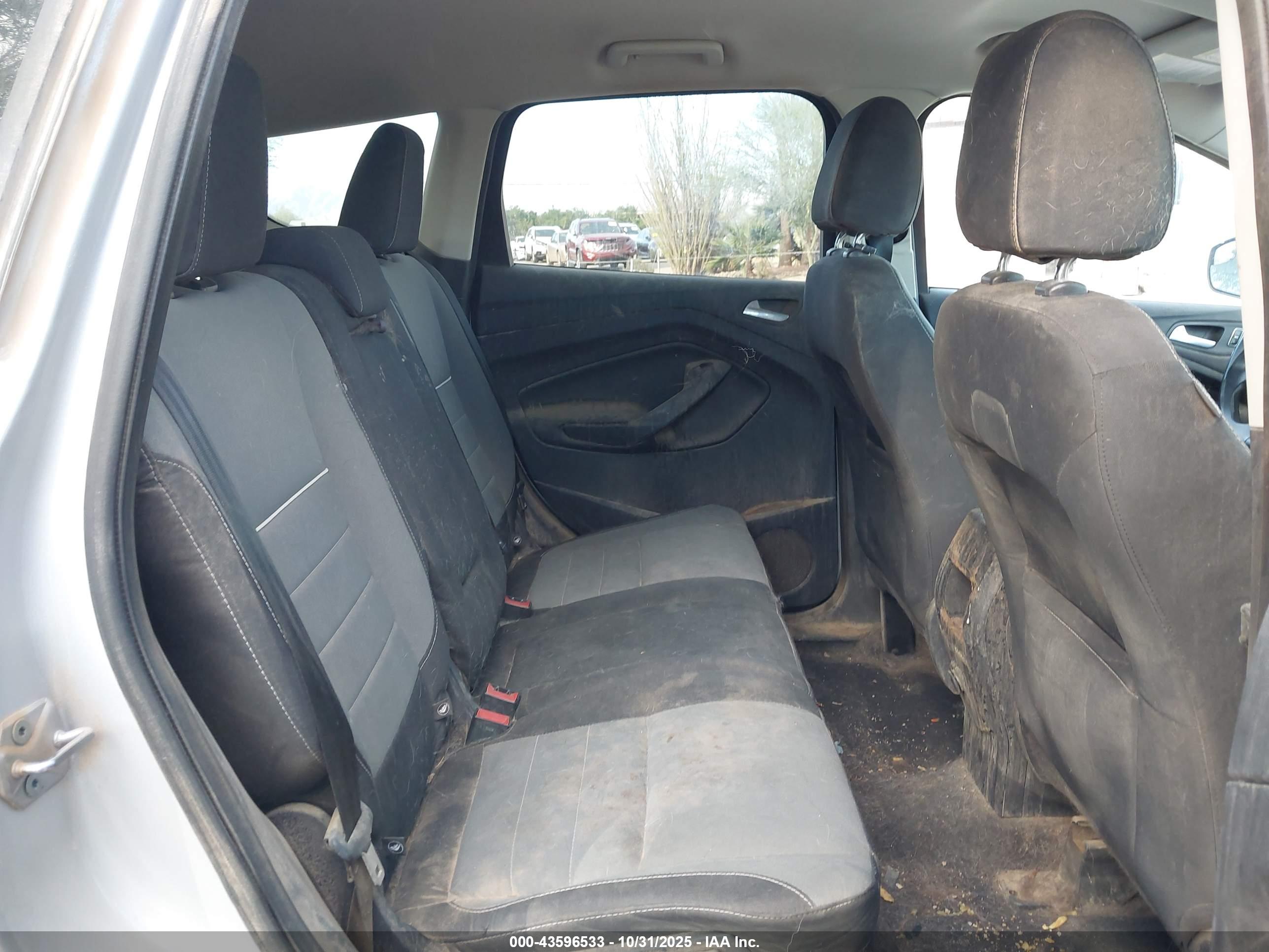 FORD ESCAPE image 8