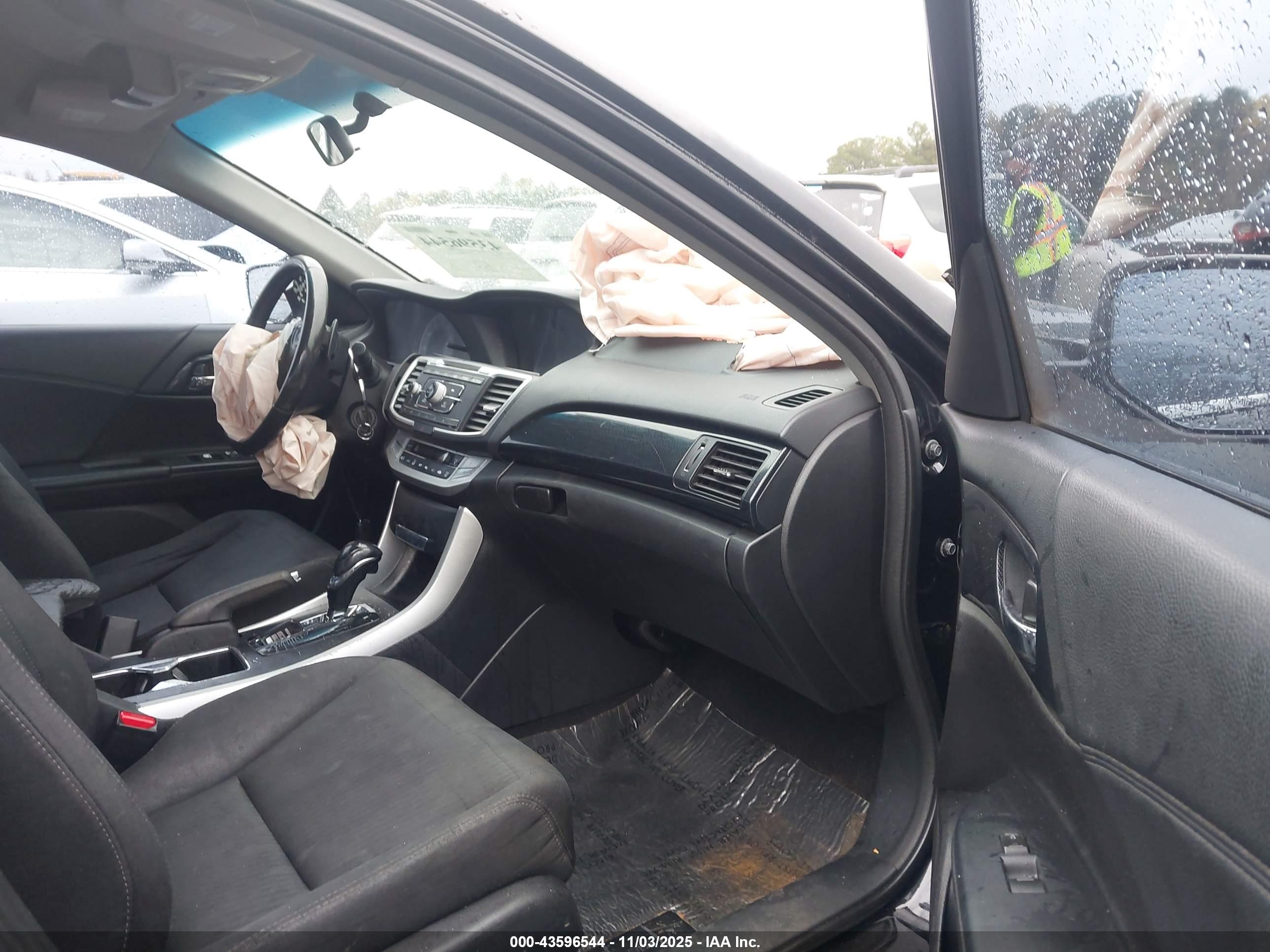 HONDA ACCORD image 5