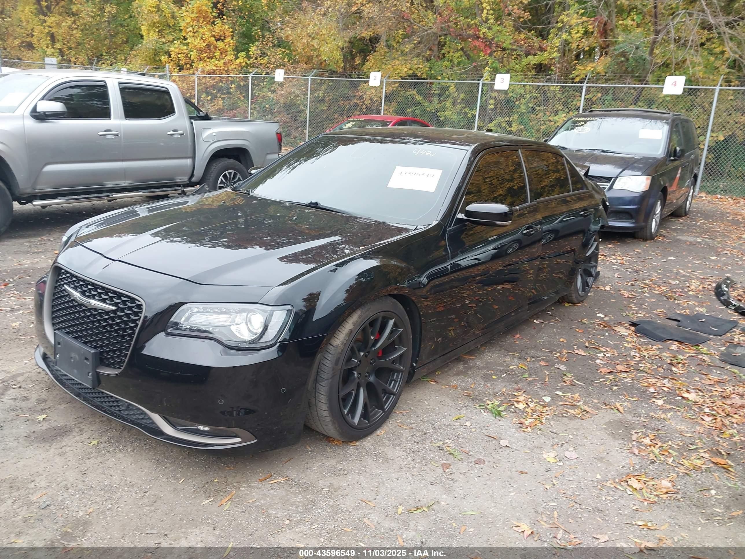 CHRYSLER 300 image 2