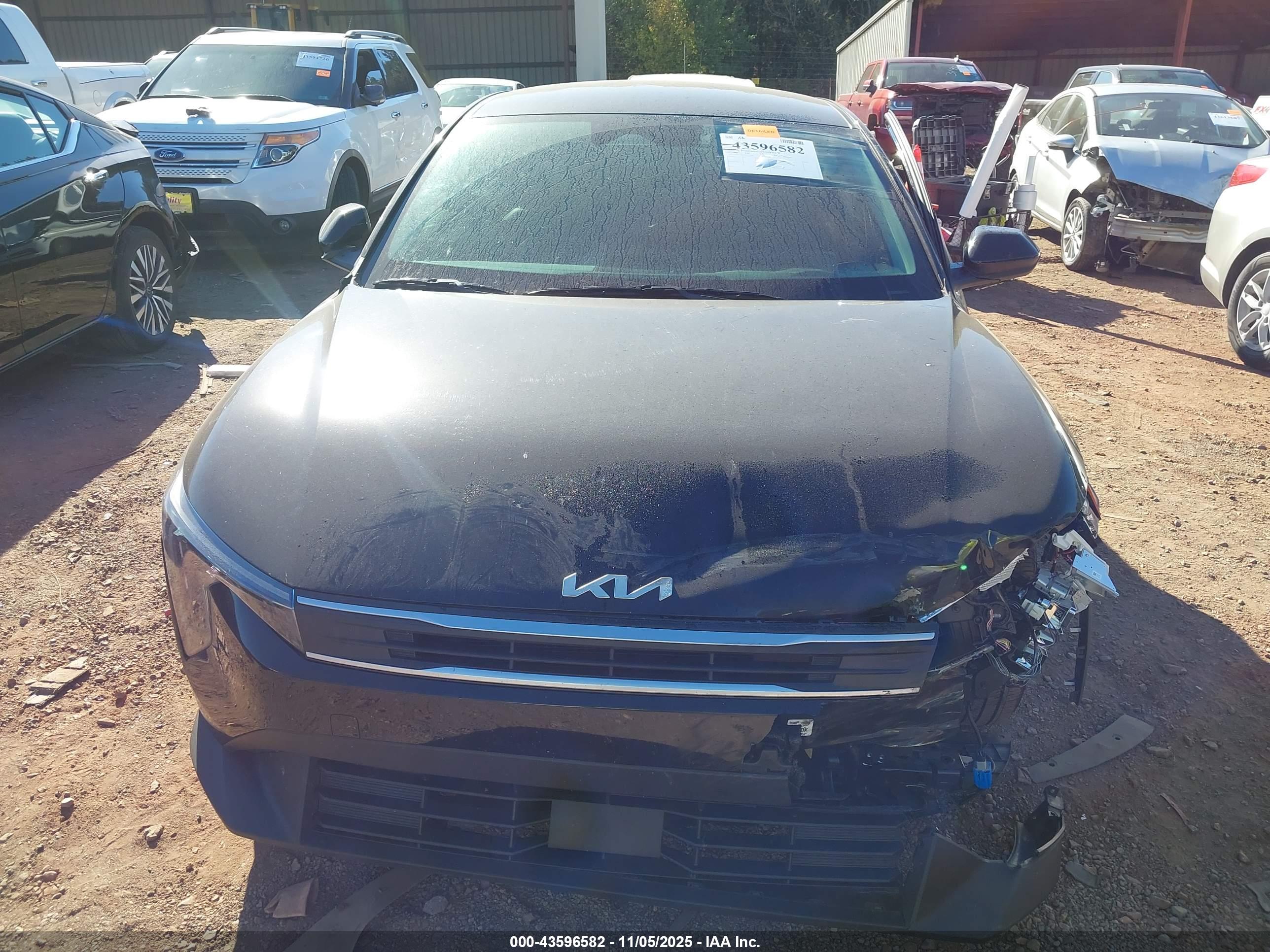 KIA K4 image 6