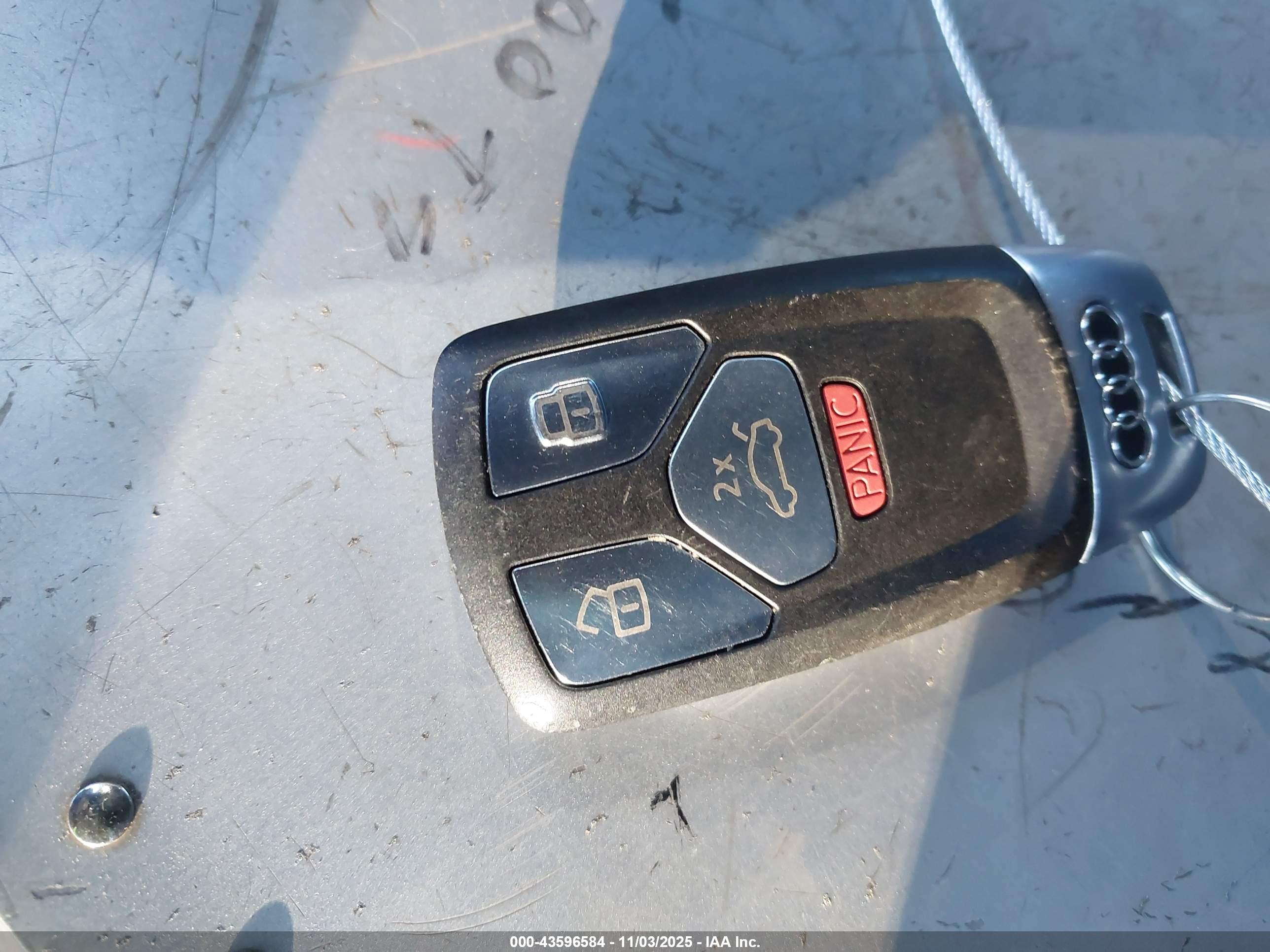 AUDI S4 image 11