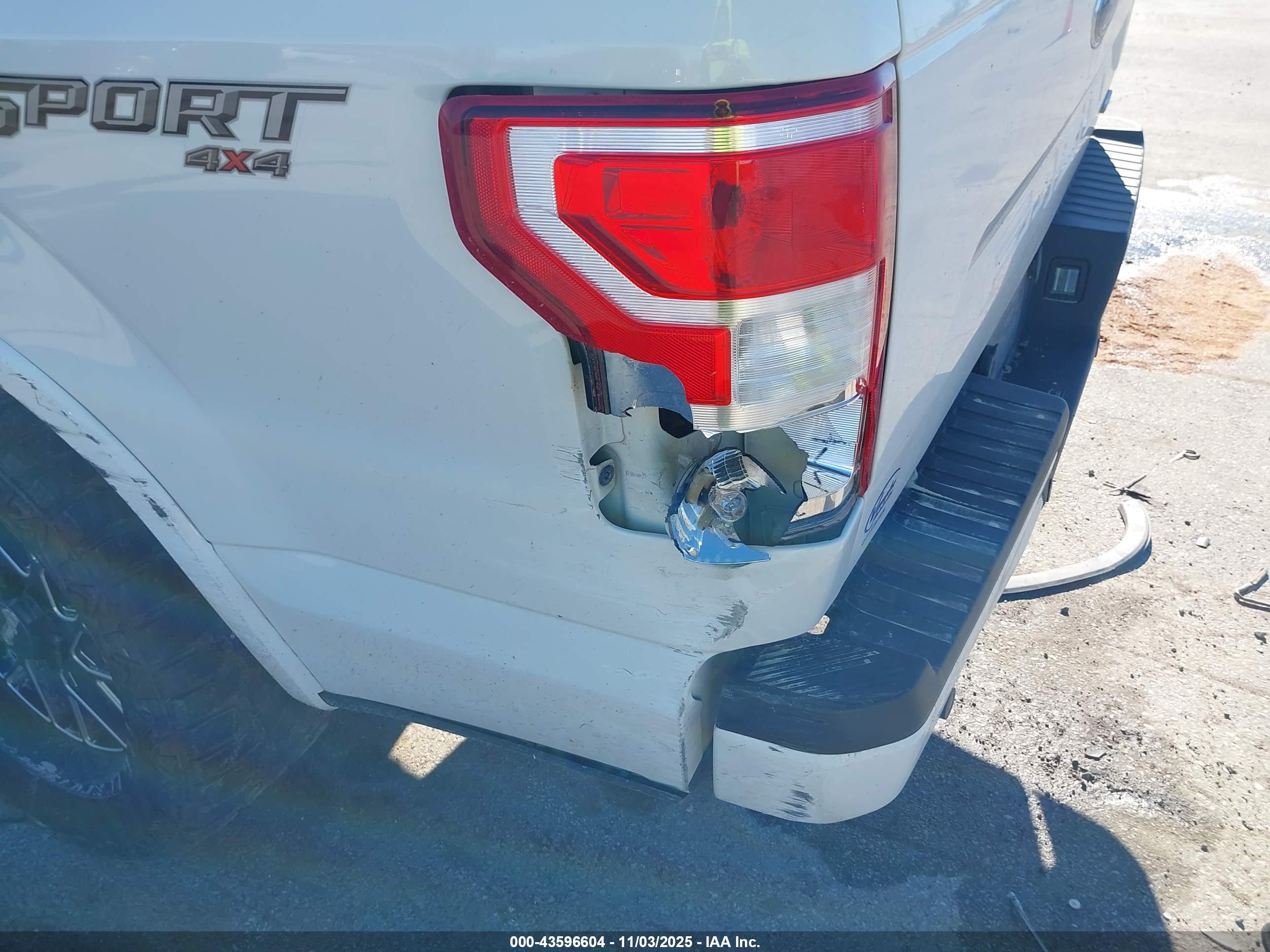 FORD F-150 image 6