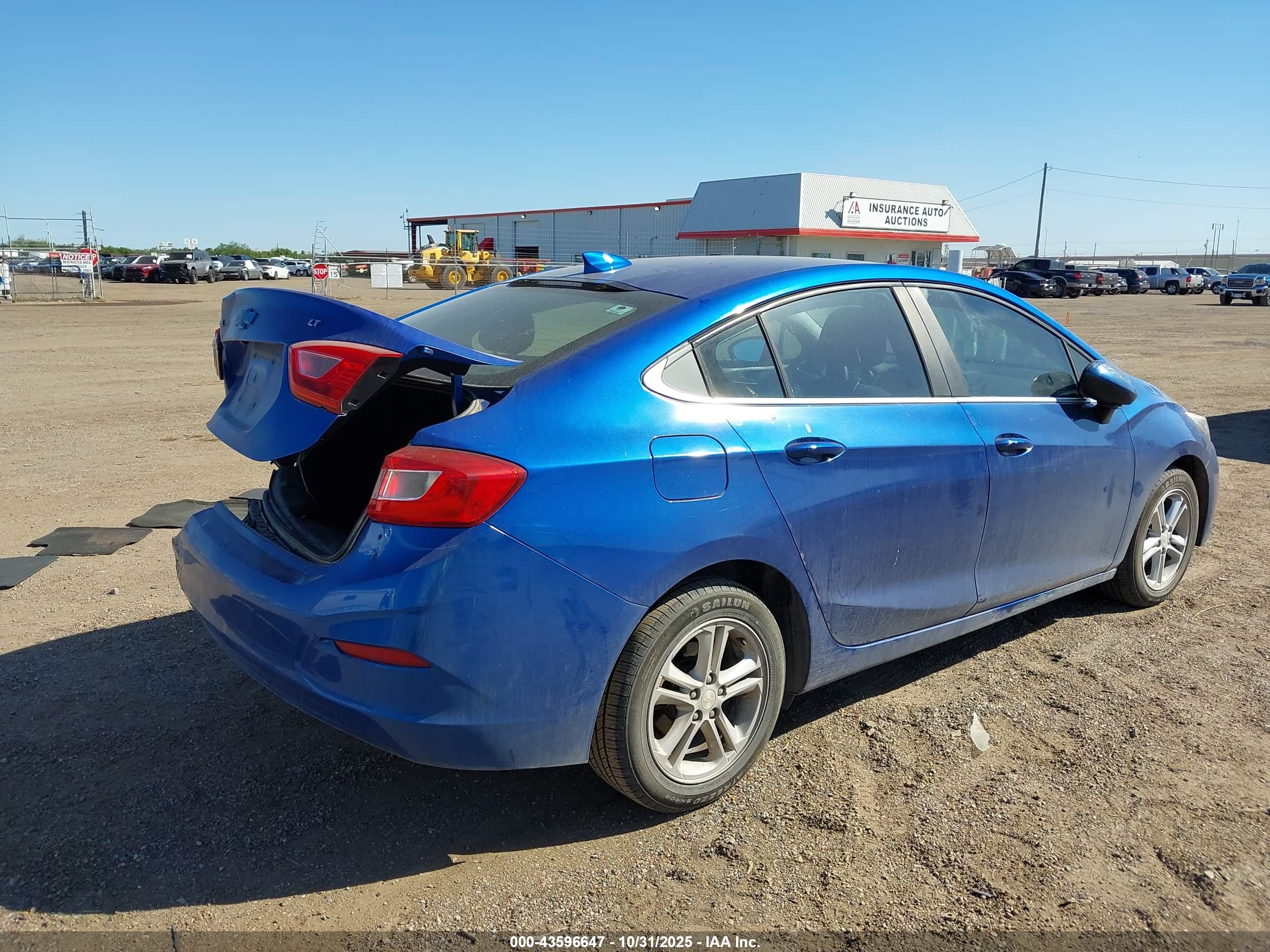 CHEVROLET CRUZE image 4