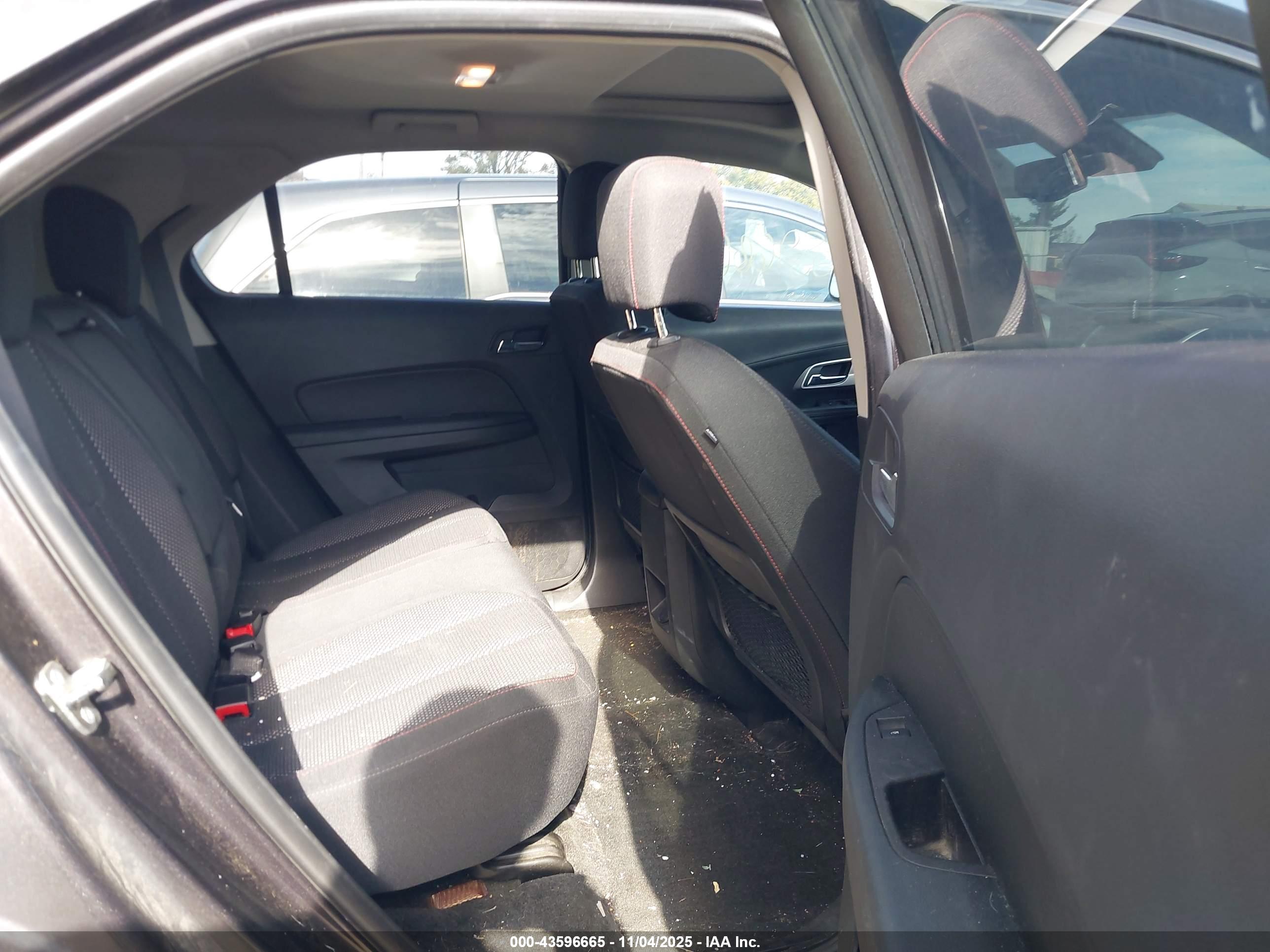 CHEVROLET EQUINOX image 8