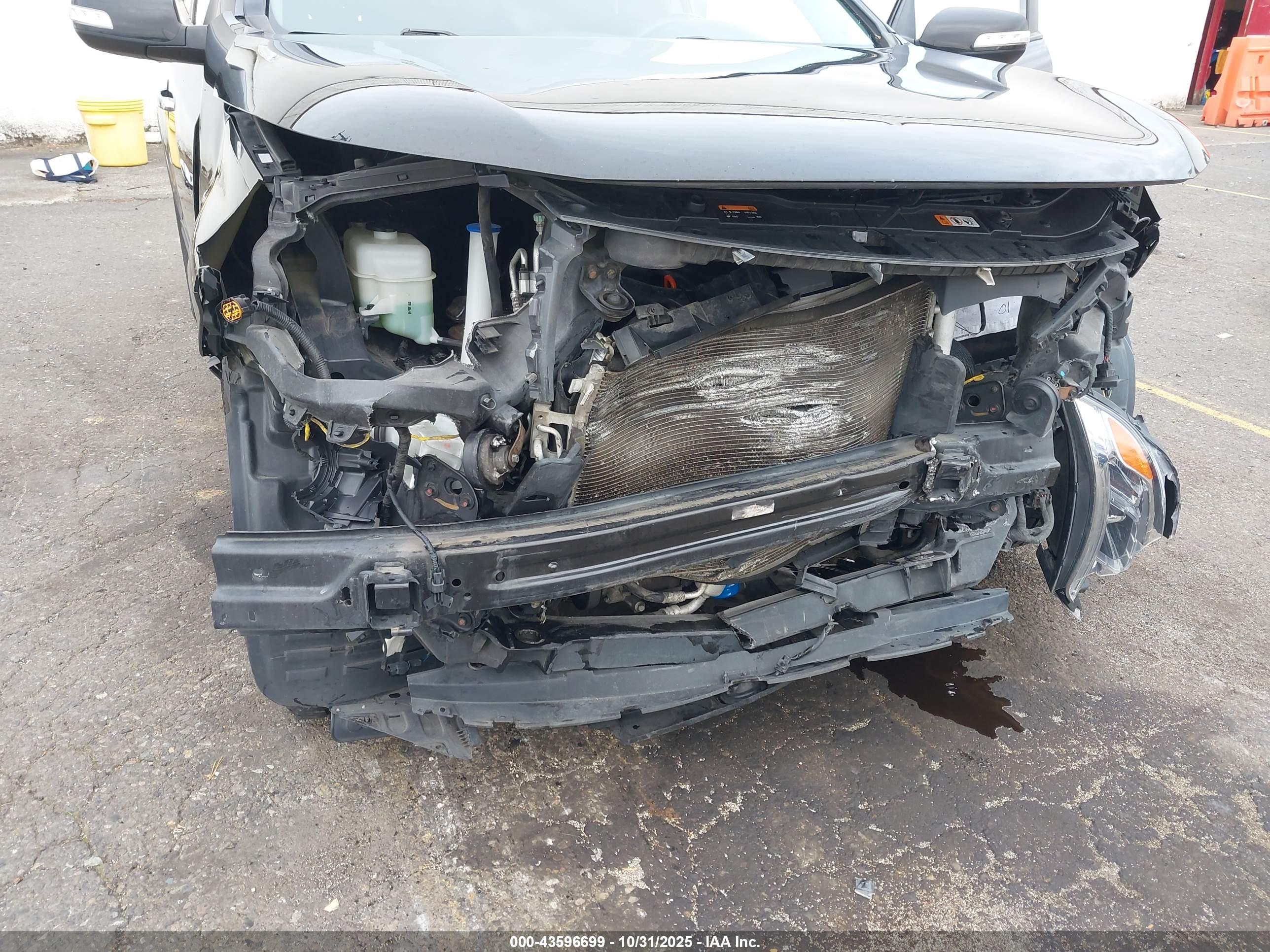 KIA SORENTO image 6