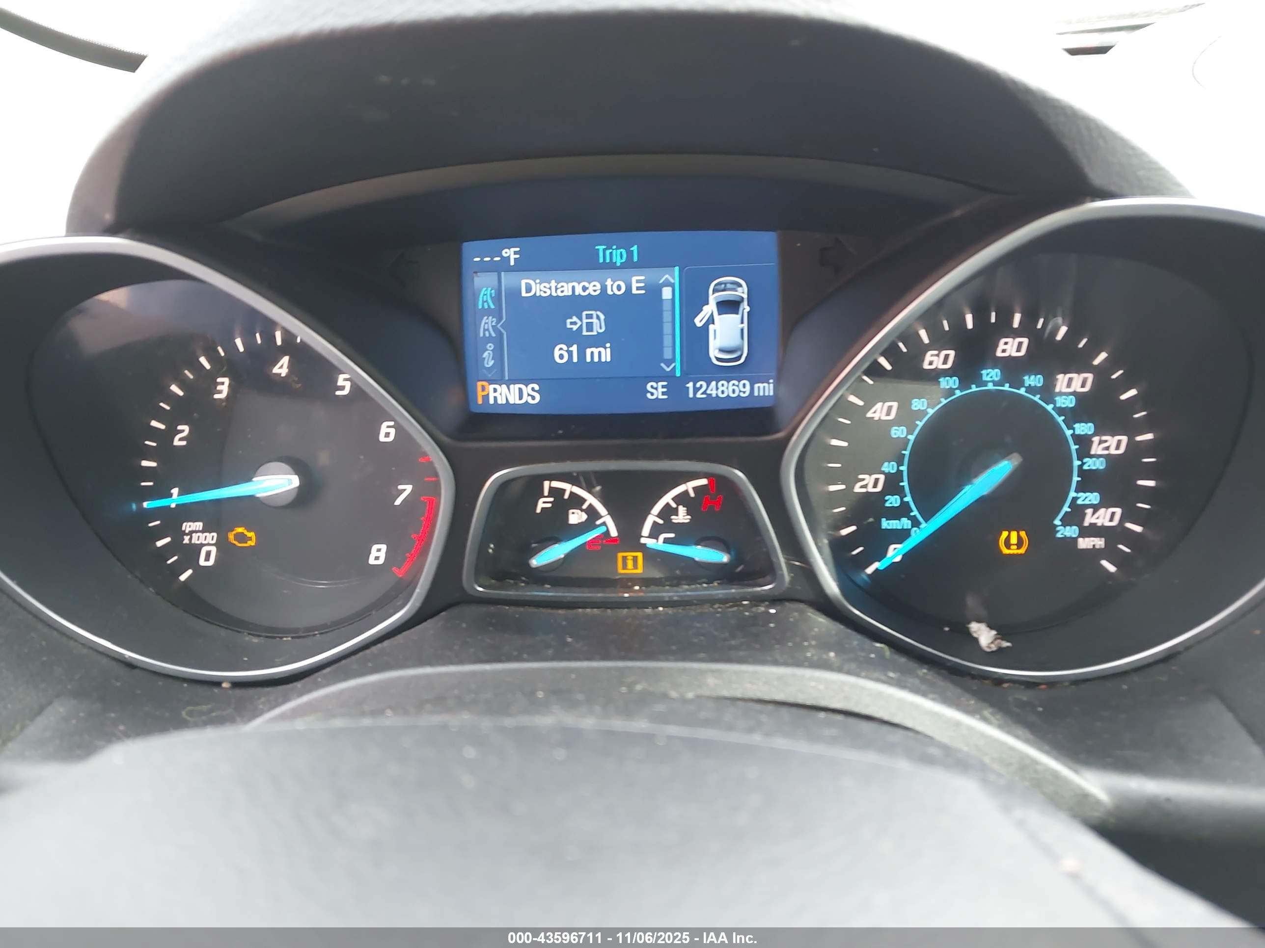 FORD ESCAPE image 7