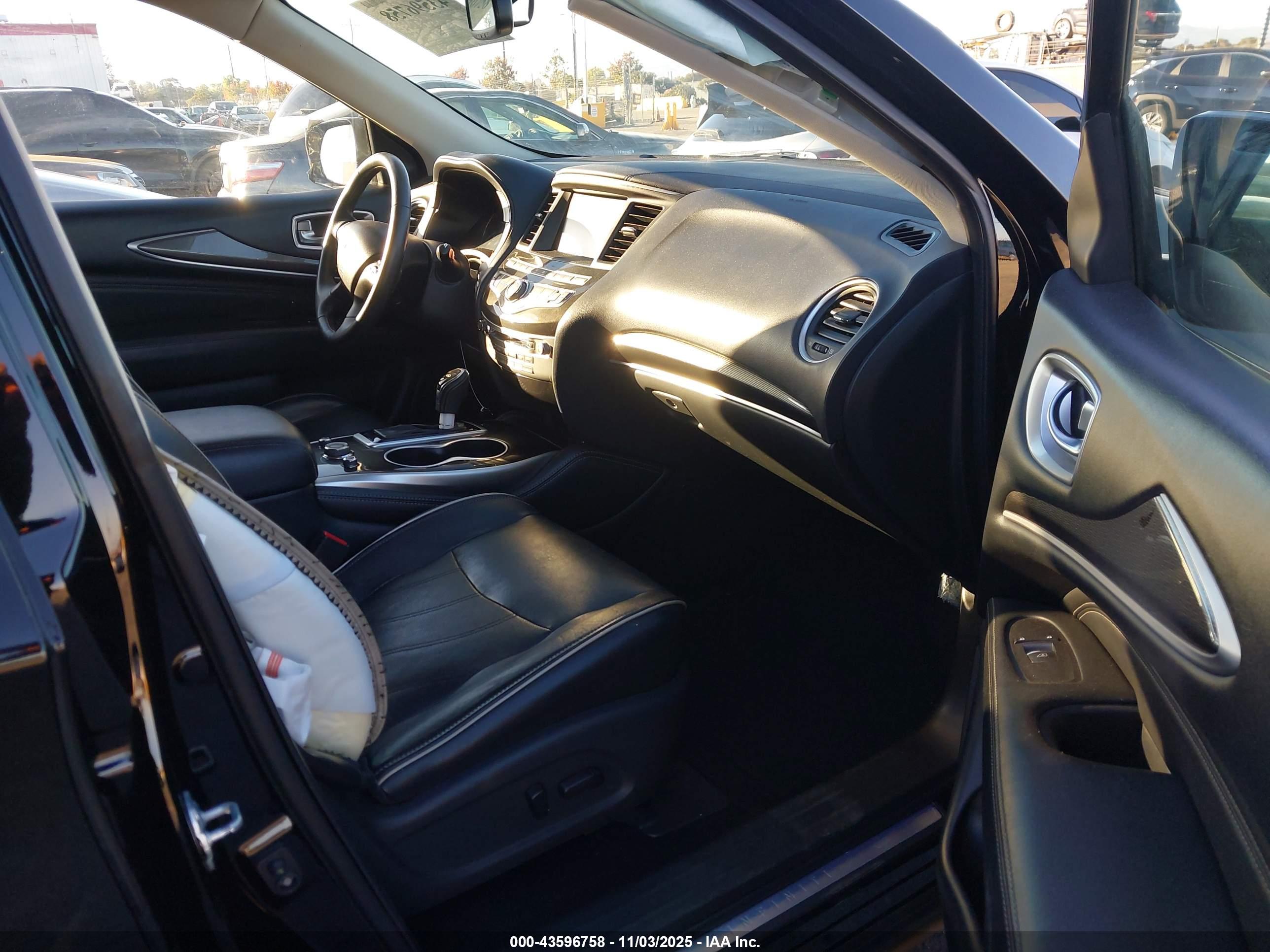 INFINITI QX60 image 5