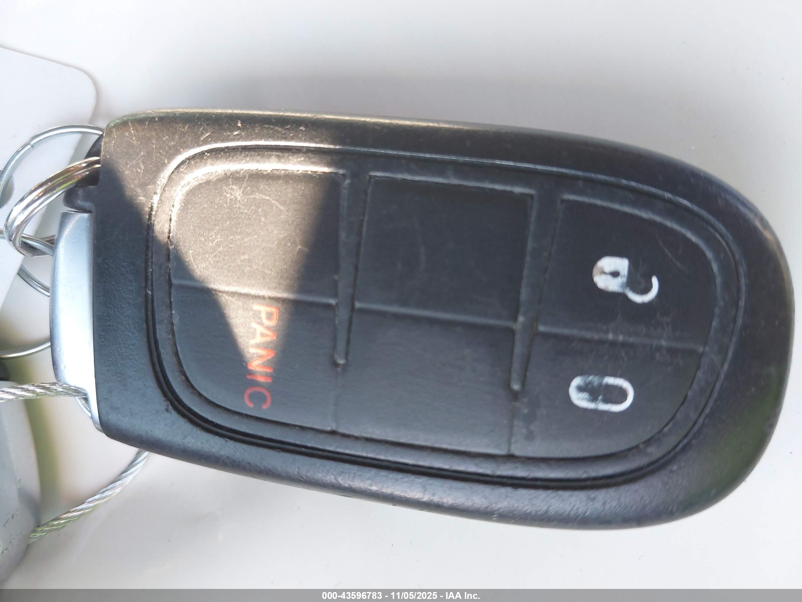 JEEP CHEROKEE image 11