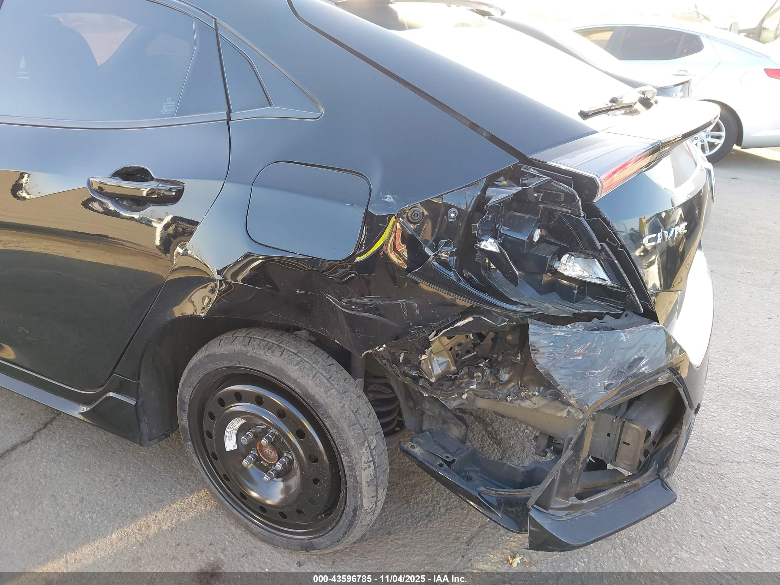 HONDA CIVIC image 6