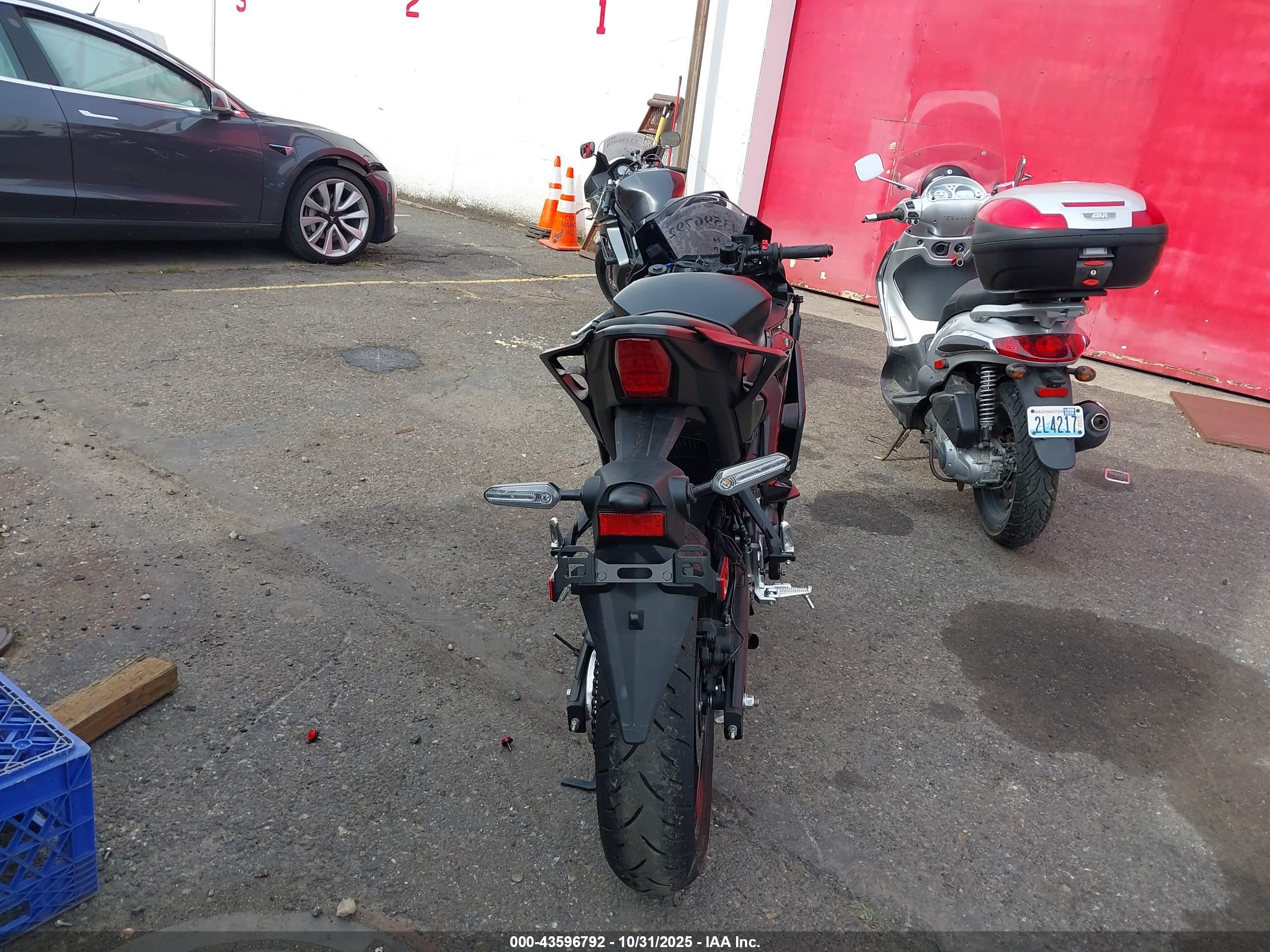YAMAHA YFZ320 image 6