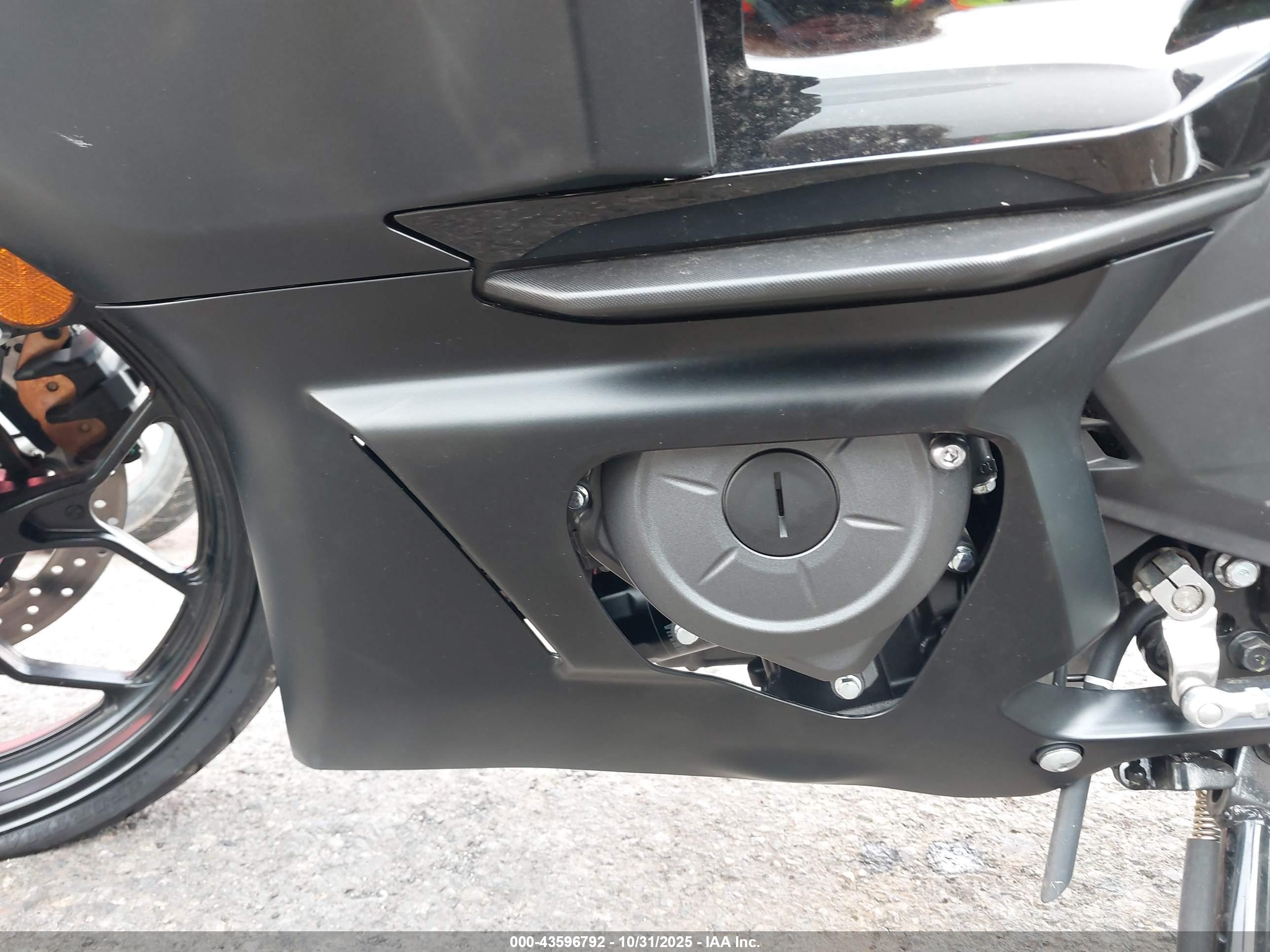 YAMAHA YFZ320 image 9