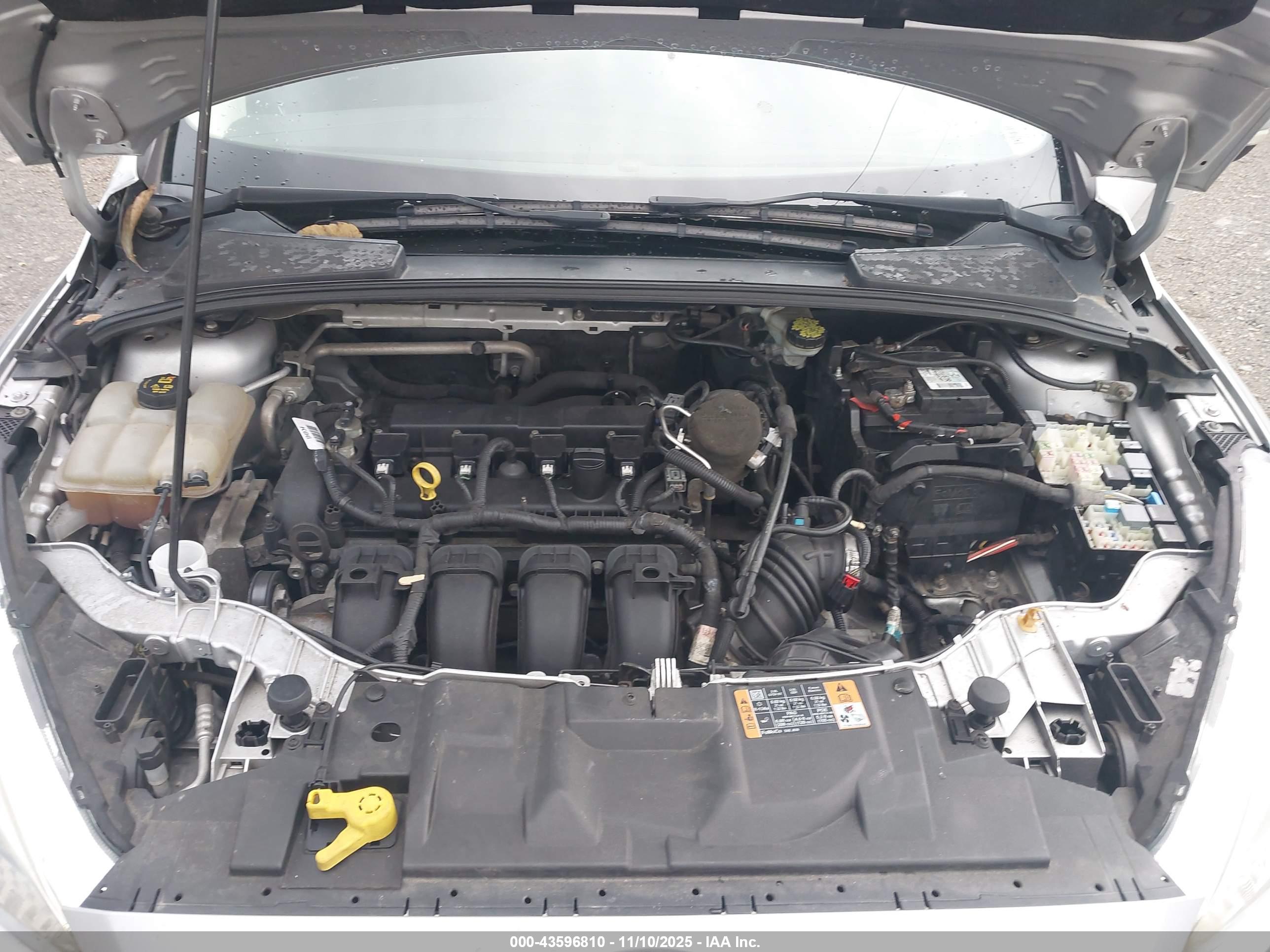 FORD FOCUS image 10