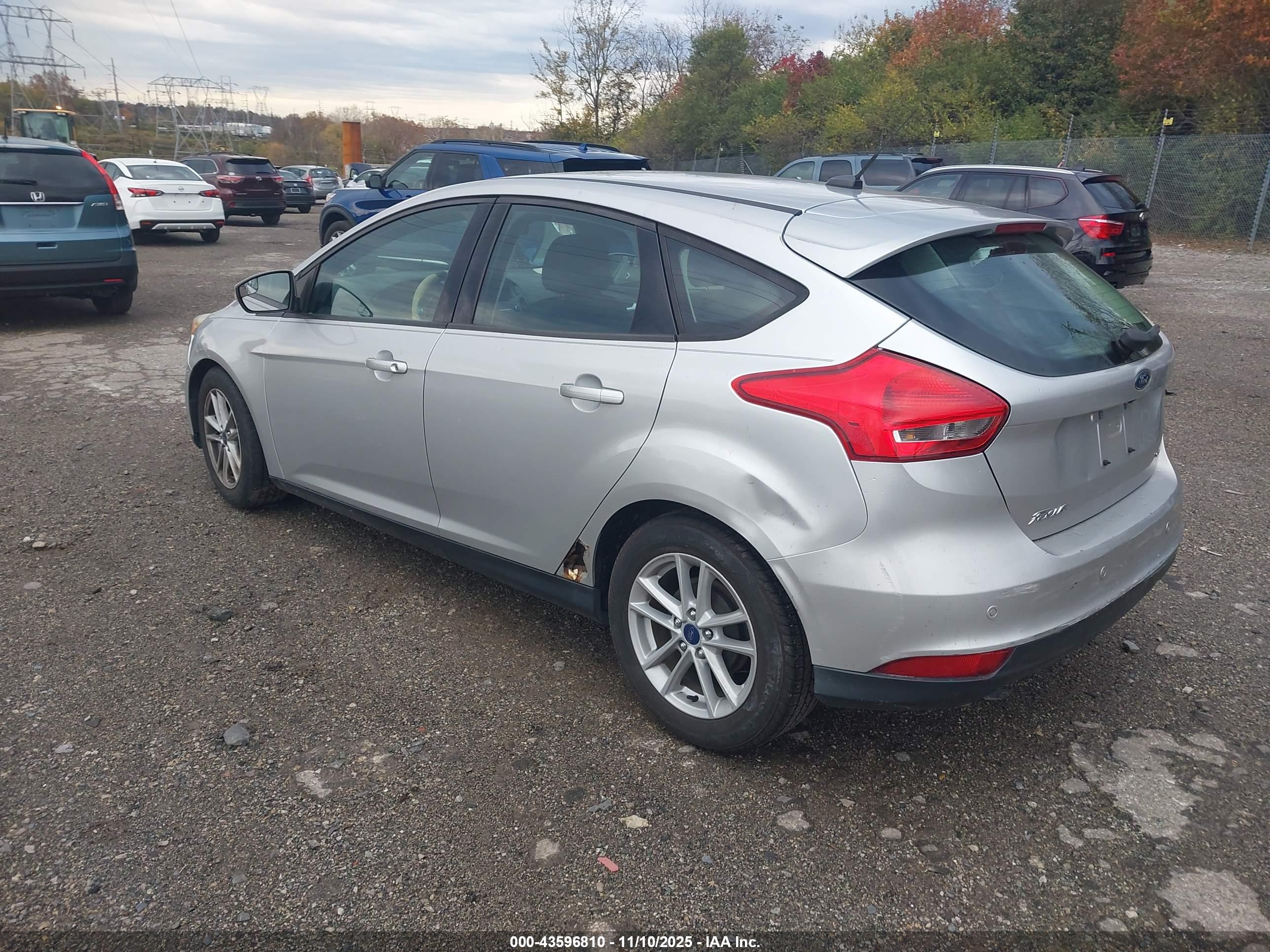 FORD FOCUS image 3