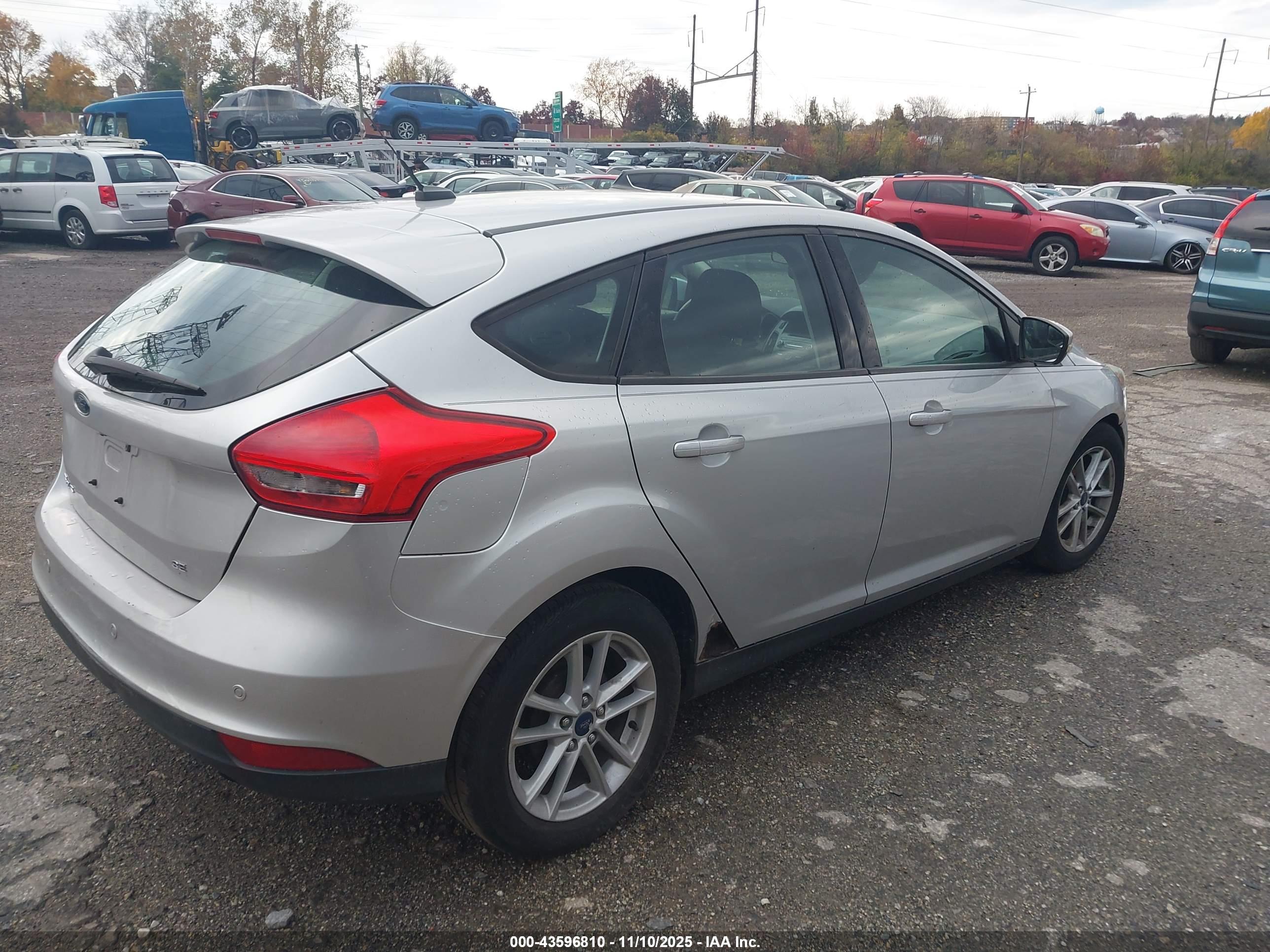 FORD FOCUS image 4