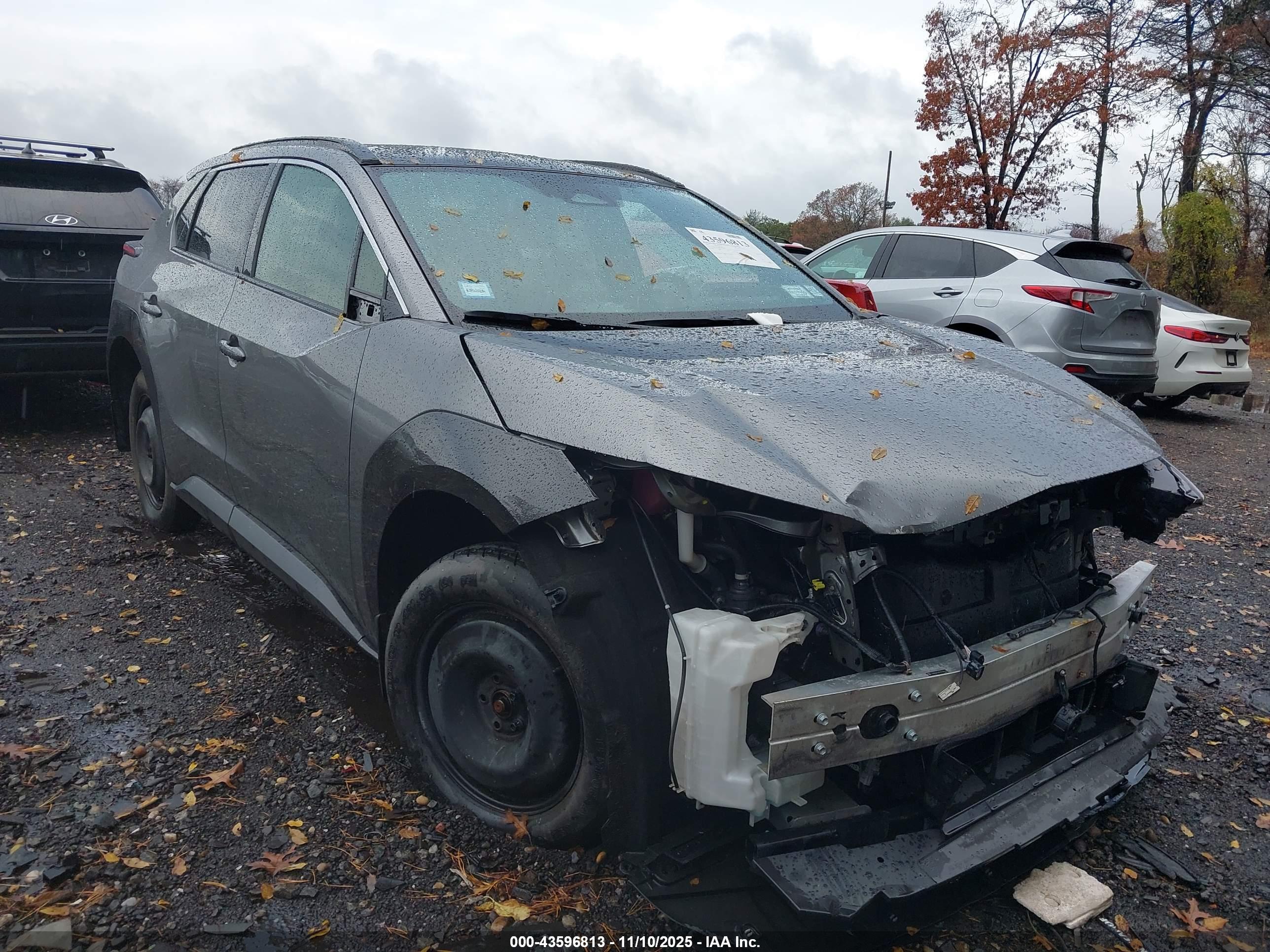 TOYOTA BZ4X image 6