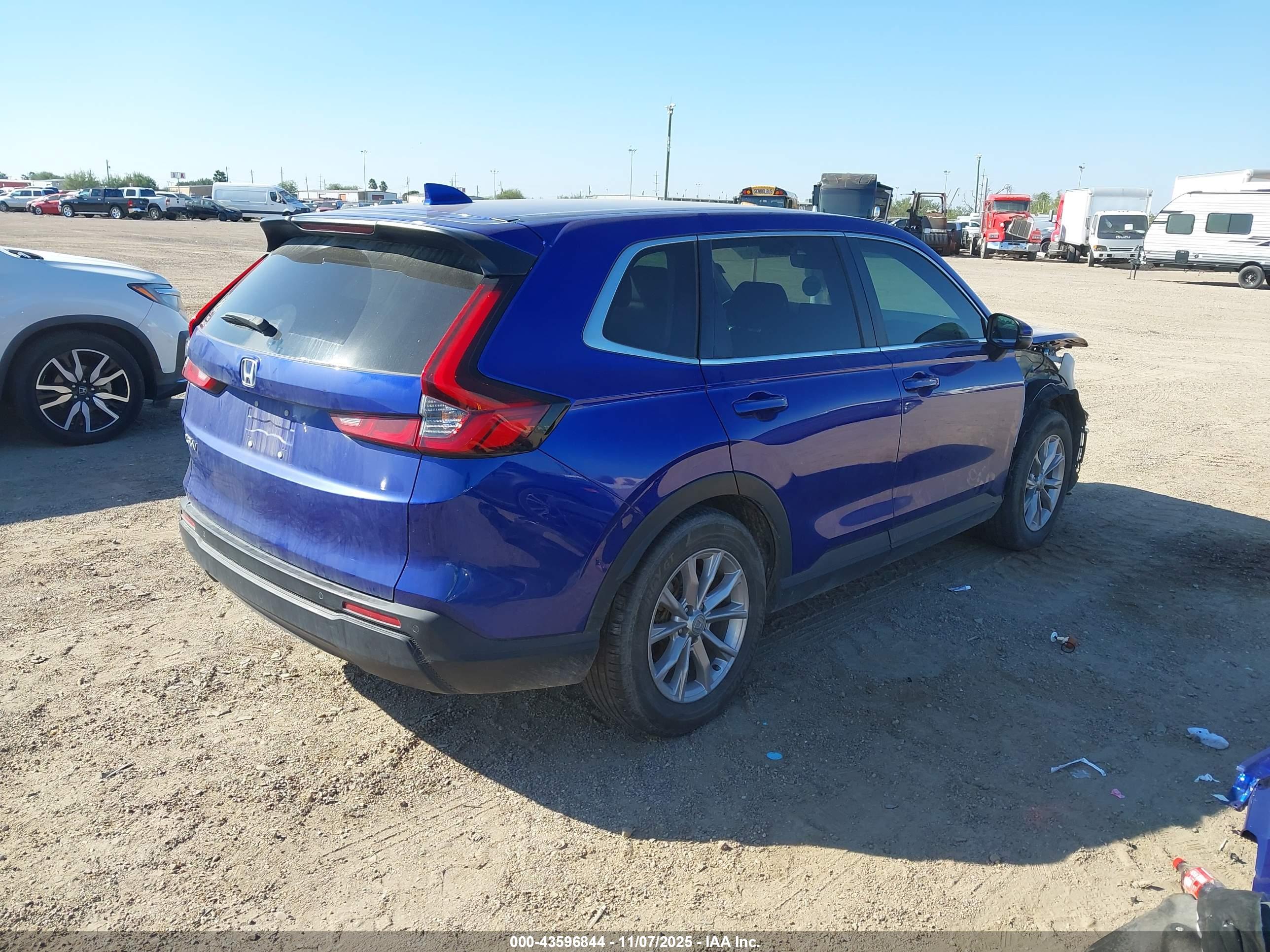 HONDA CR-V image 4
