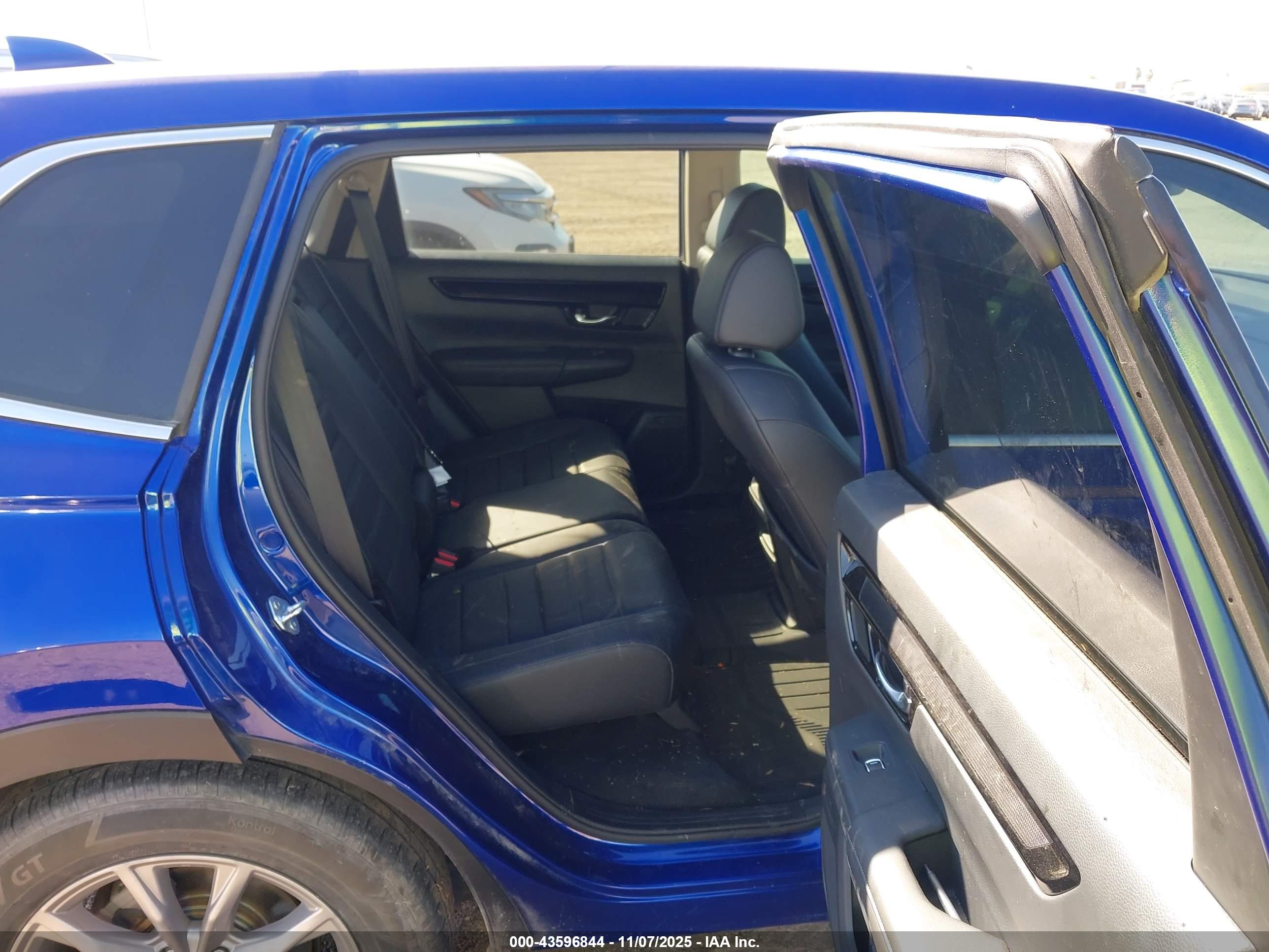 HONDA CR-V image 8