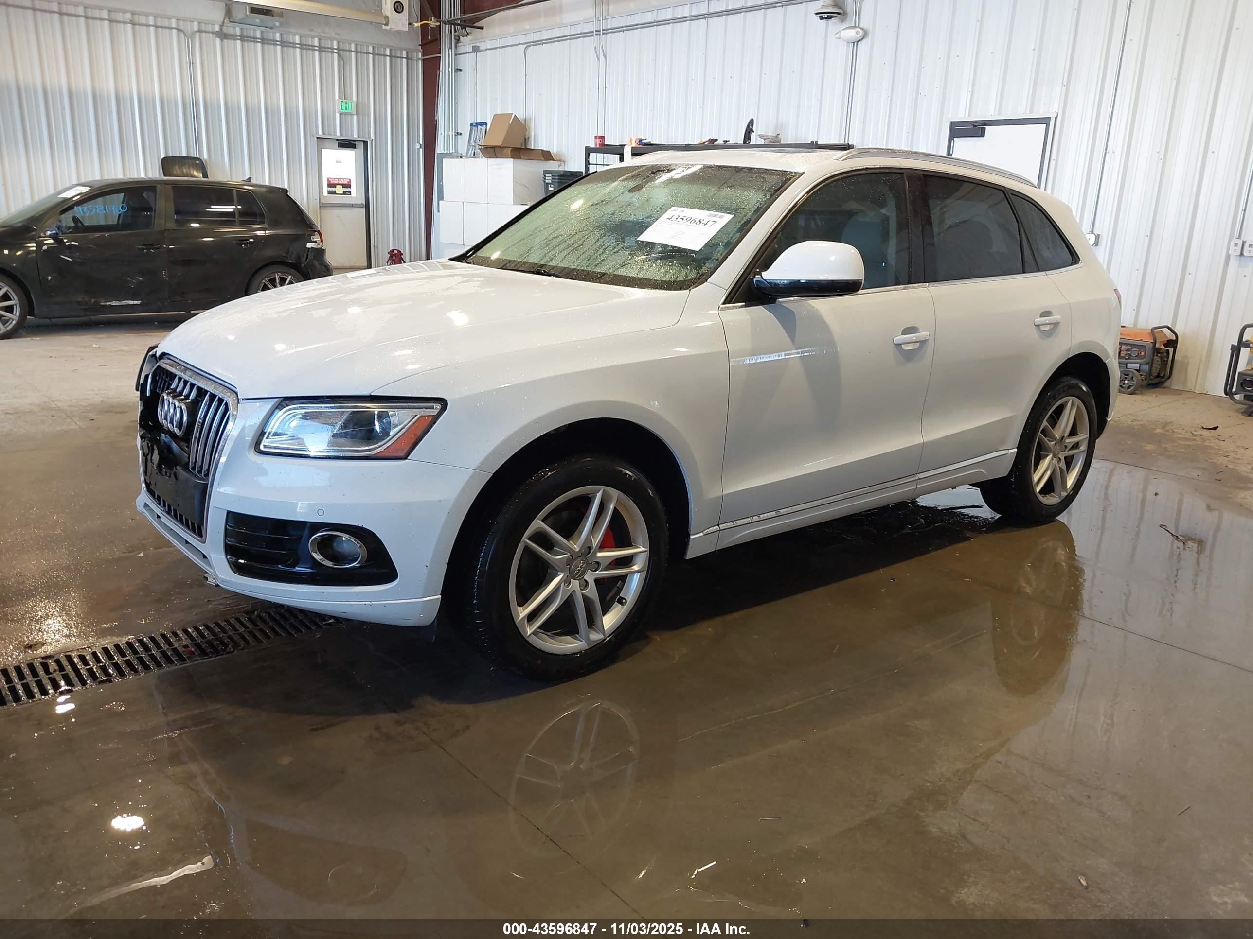 AUDI Q5 image 2