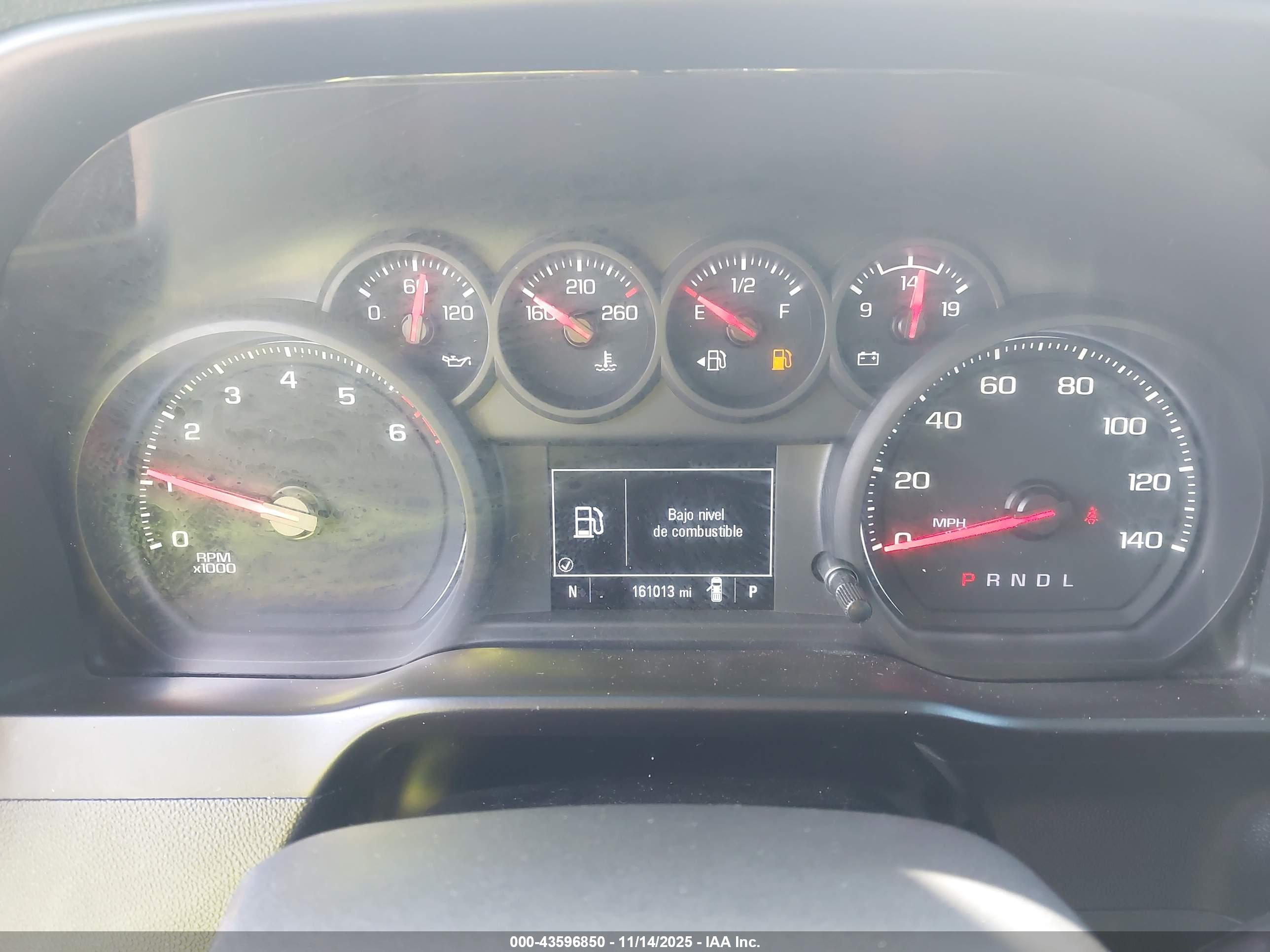 CHEVROLET SILVERADO image 7