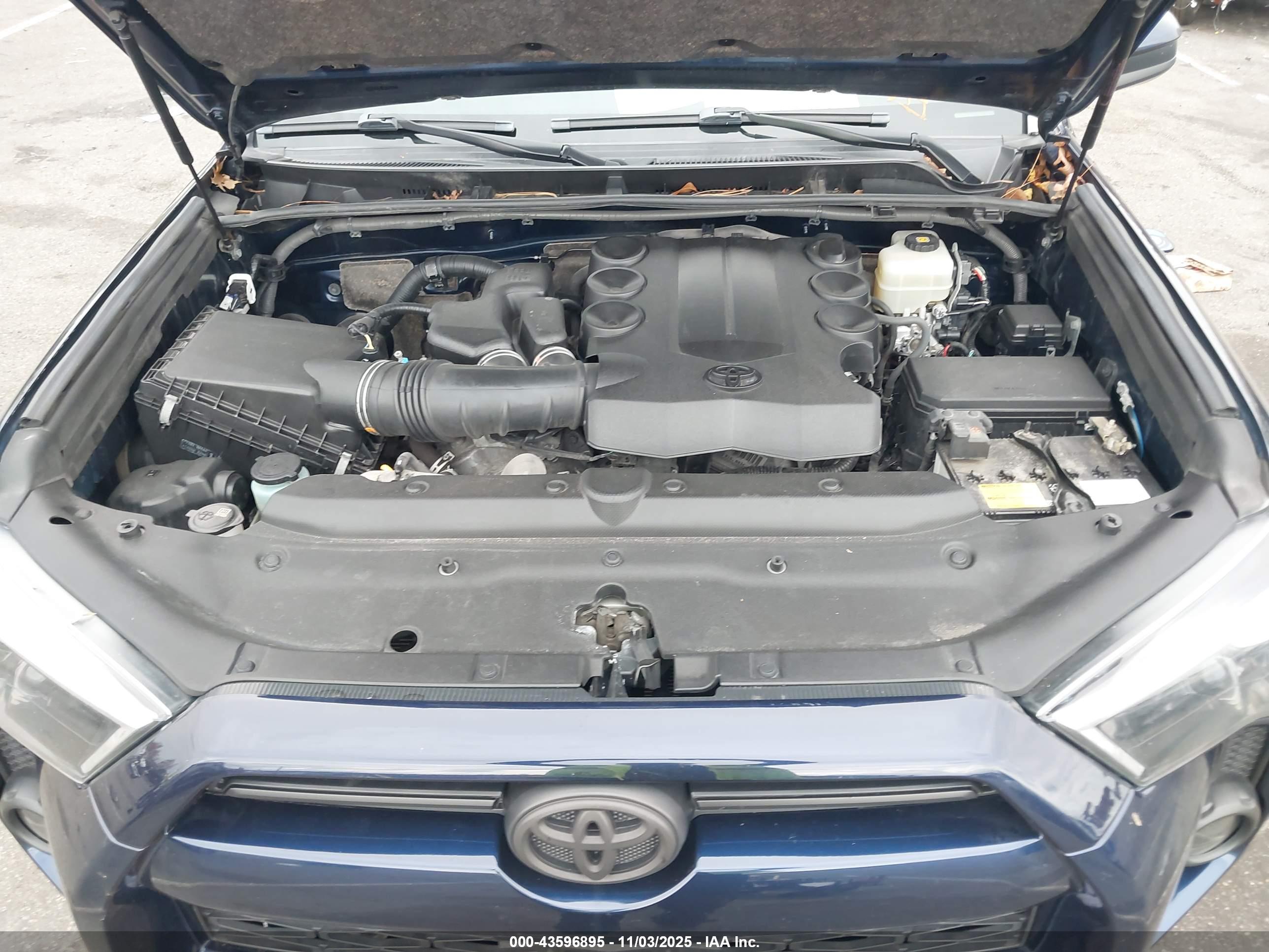 TOYOTA 4RUNNER image 10