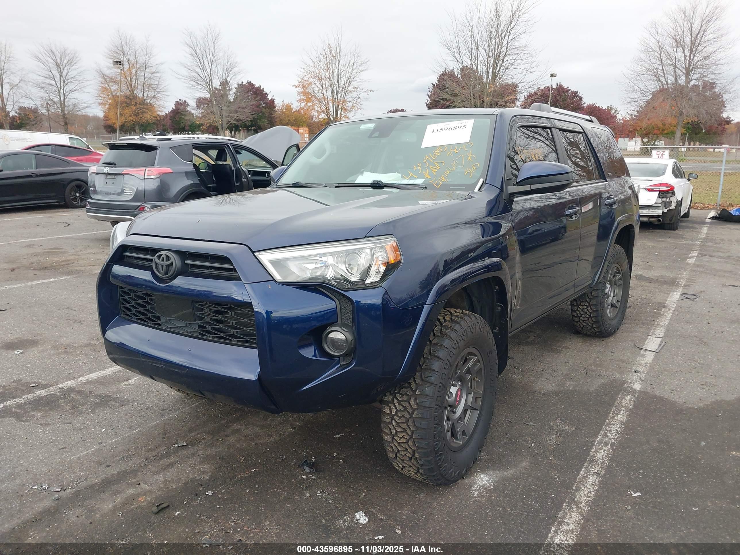 TOYOTA 4RUNNER image 2