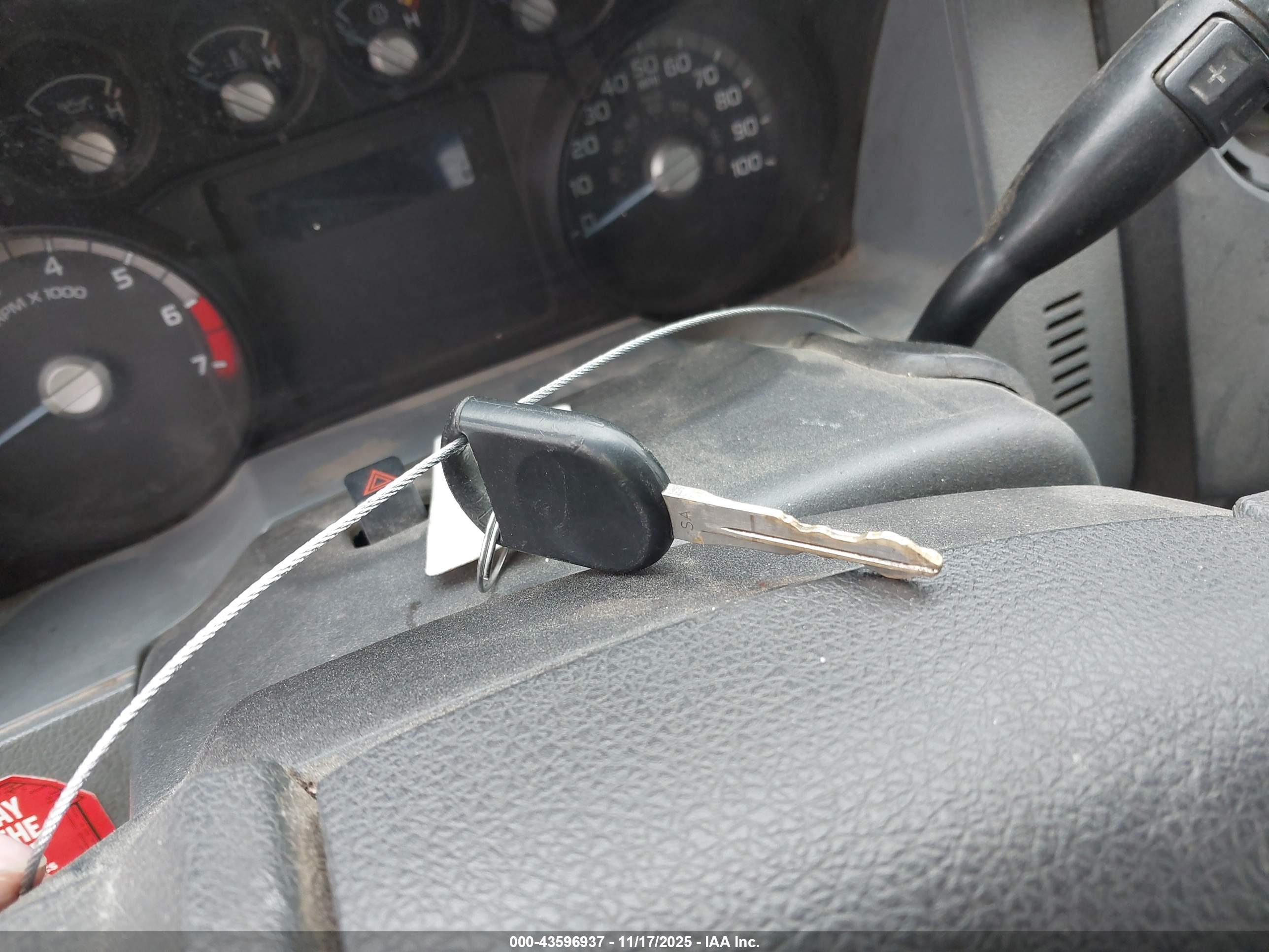 FORD F-250 image 11