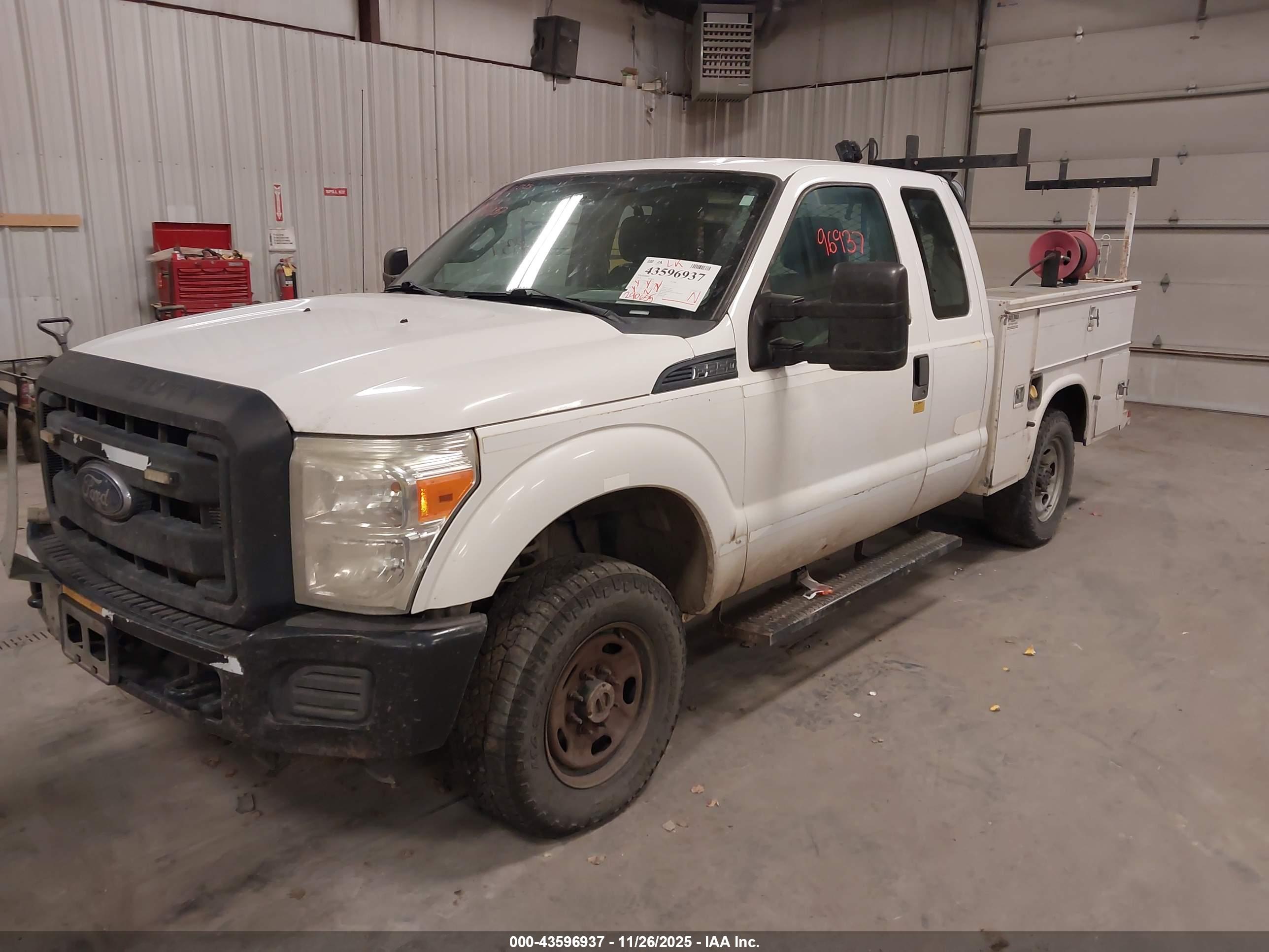 FORD F-250 image 2