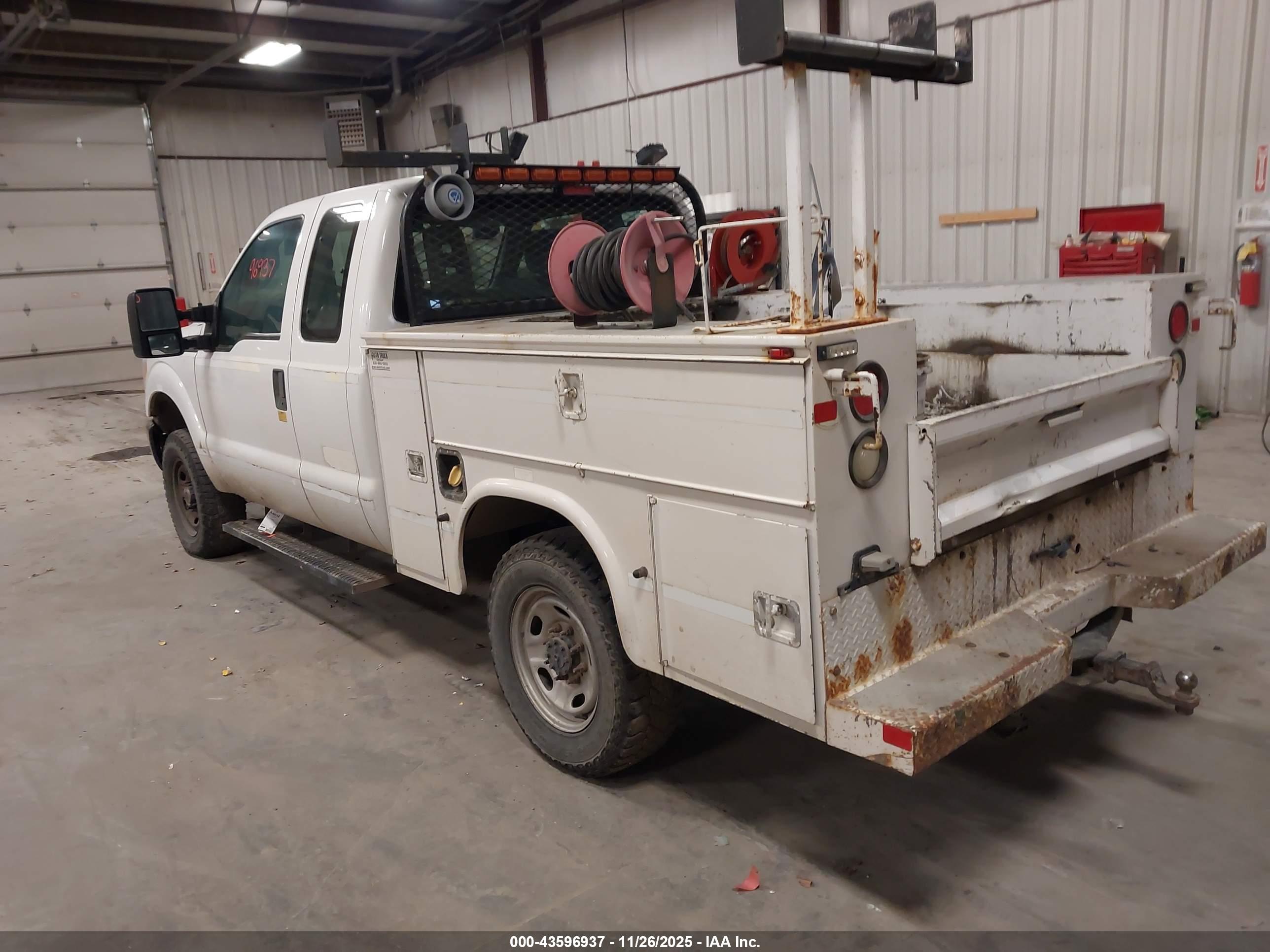 FORD F-250 image 3