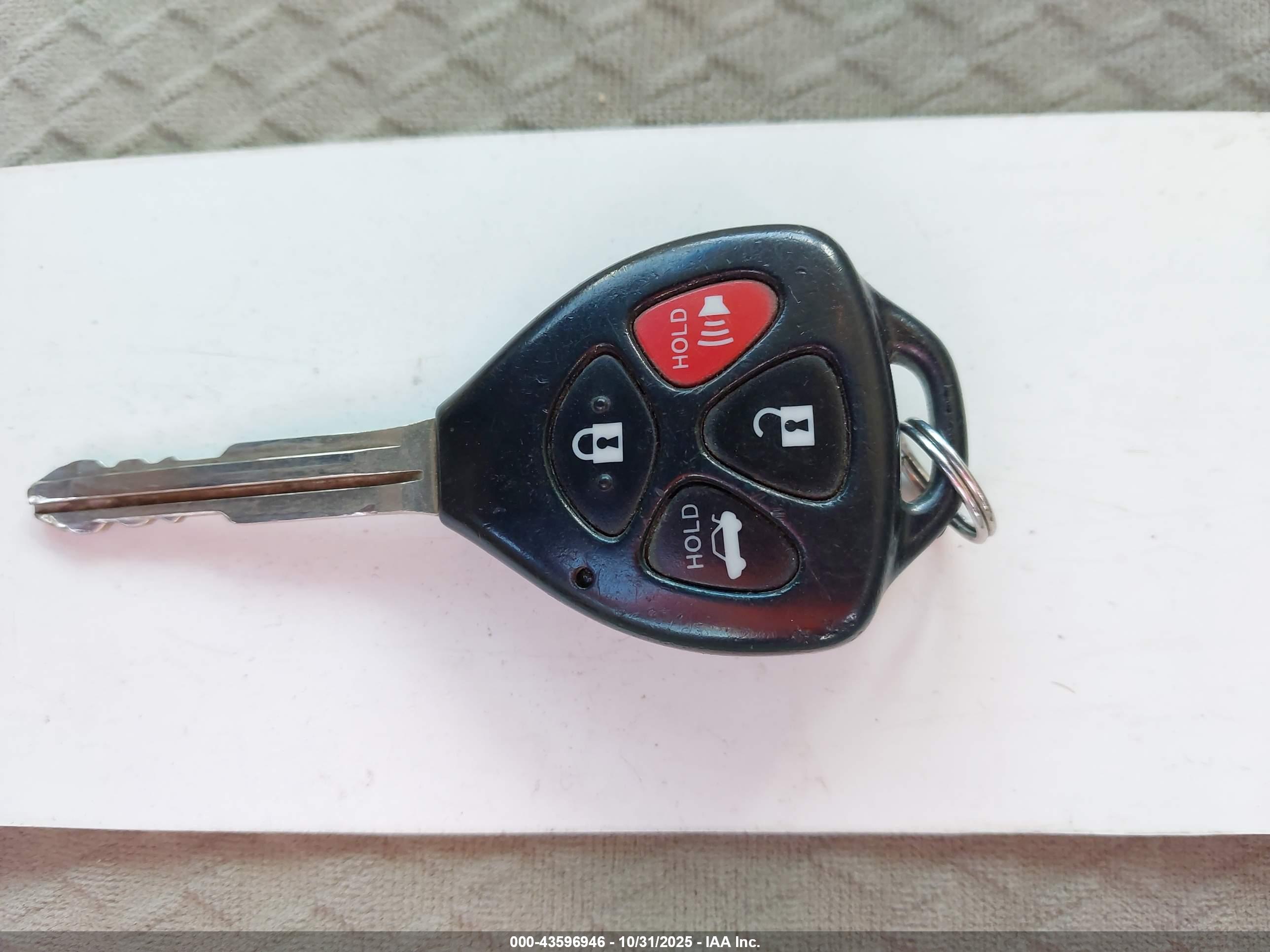 TOYOTA CAMRY image 11