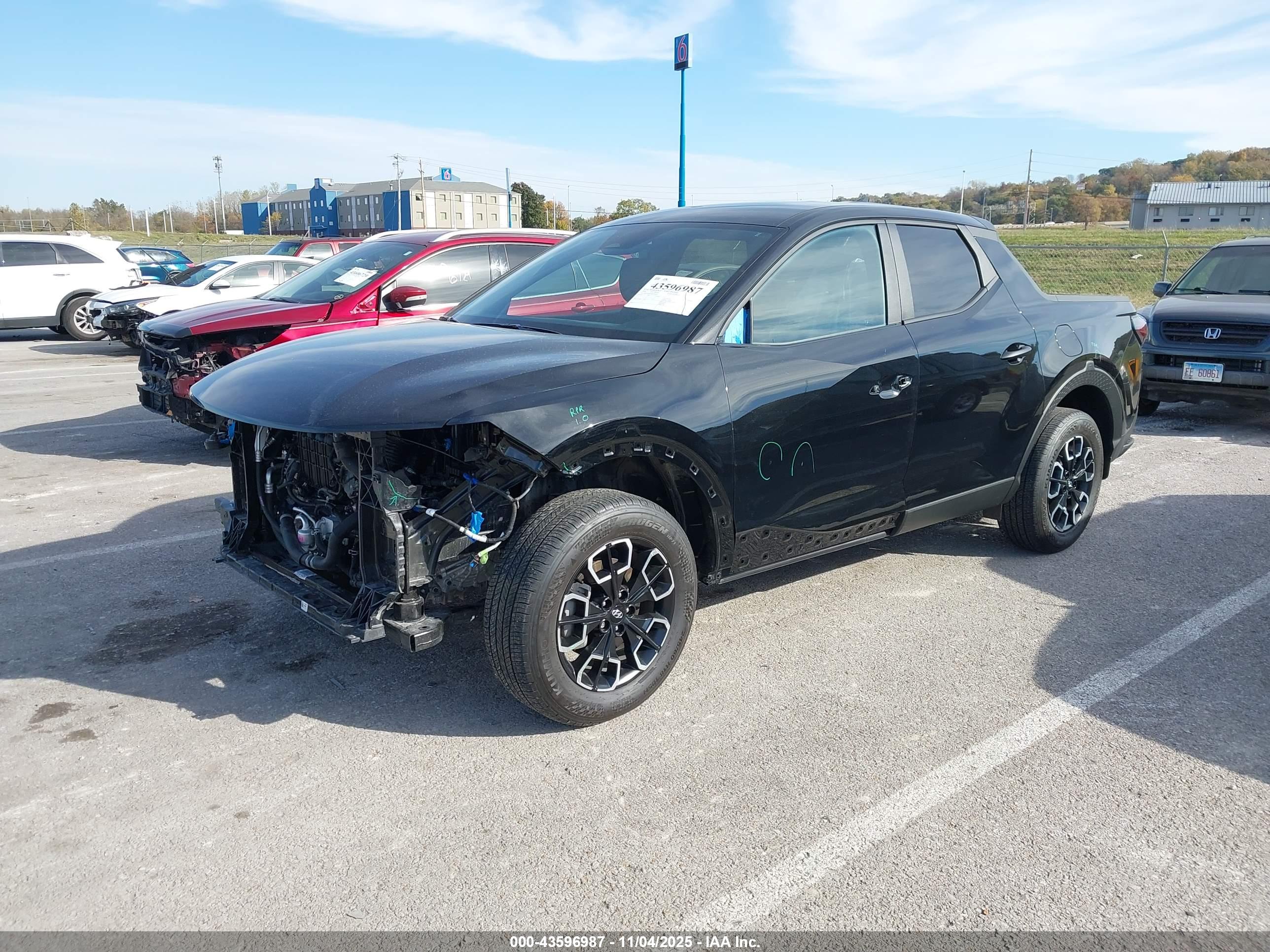 HYUNDAI SANTA image 2
