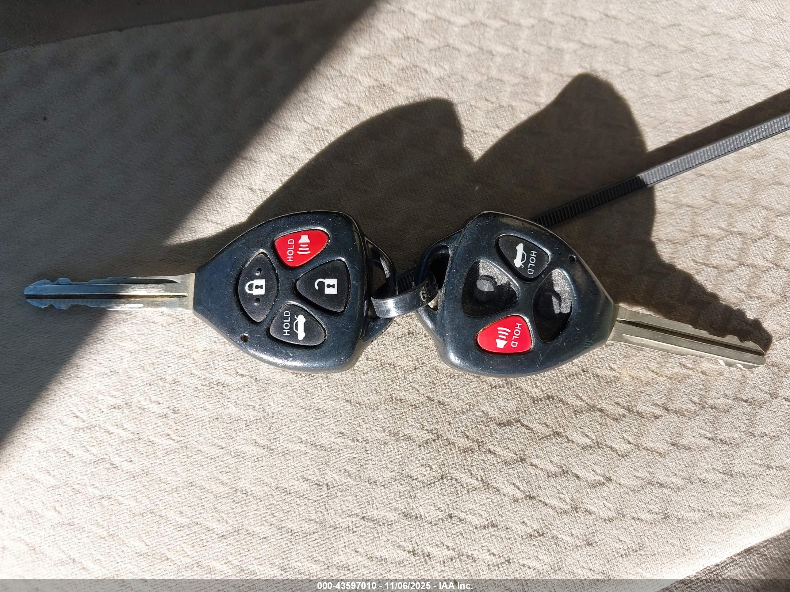 TOYOTA CAMRY image 11