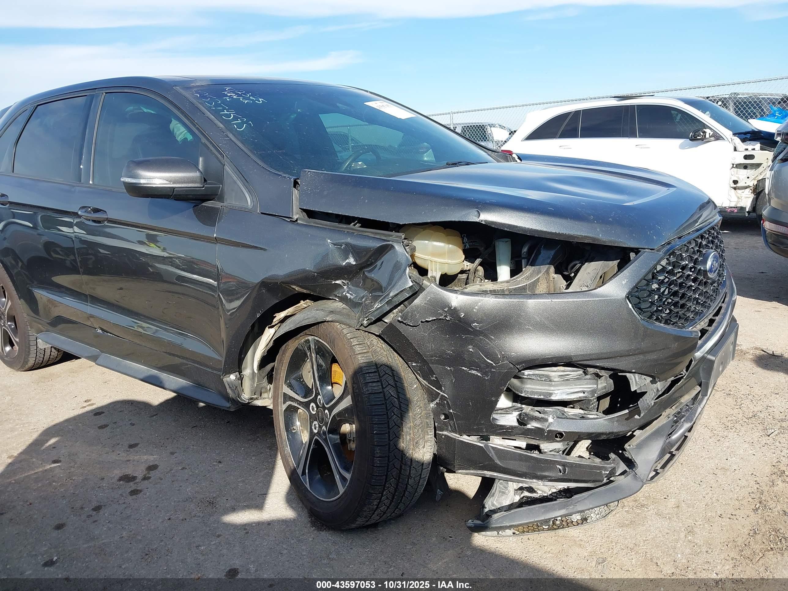FORD EDGE image 6