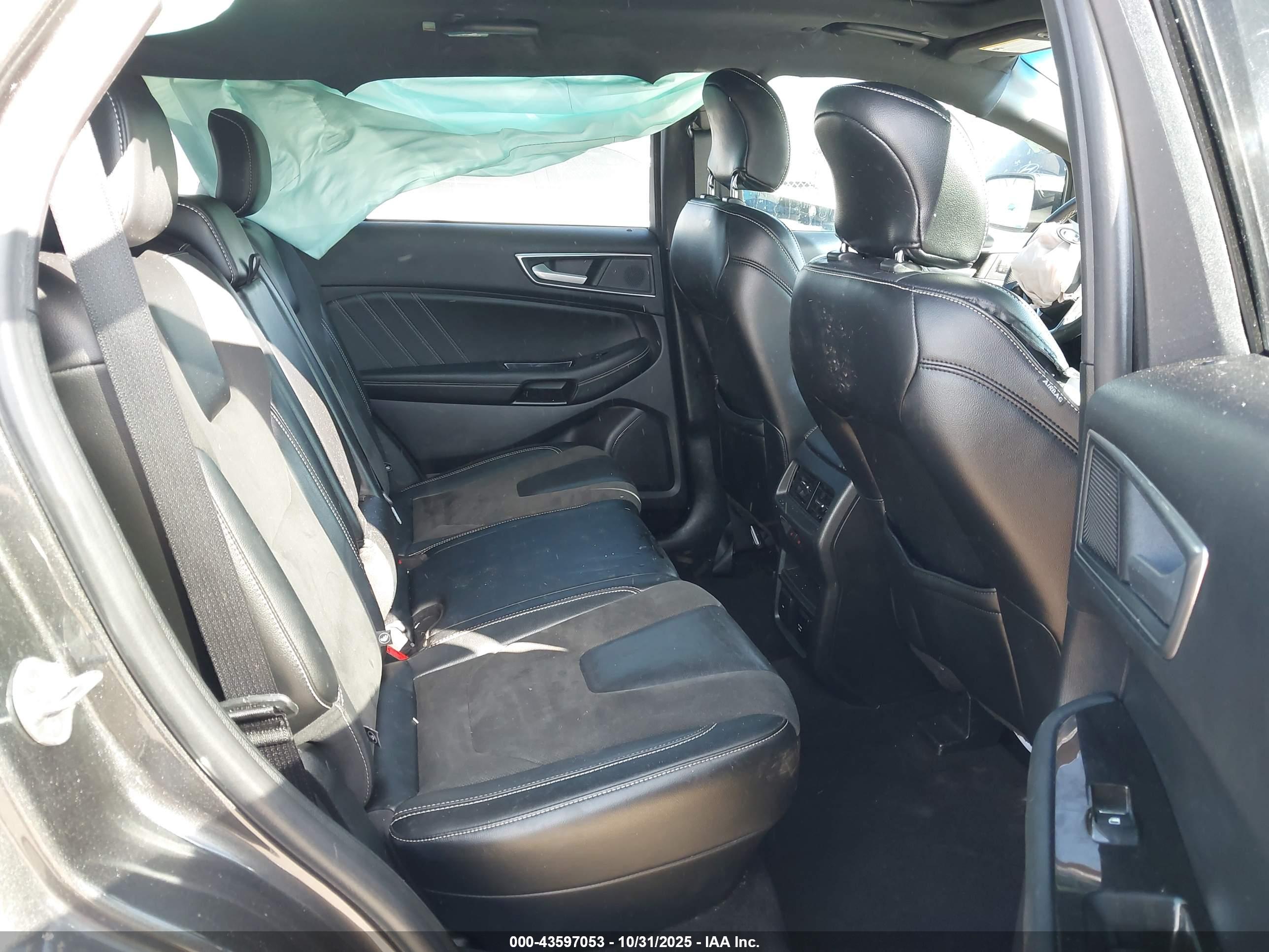 FORD EDGE image 8
