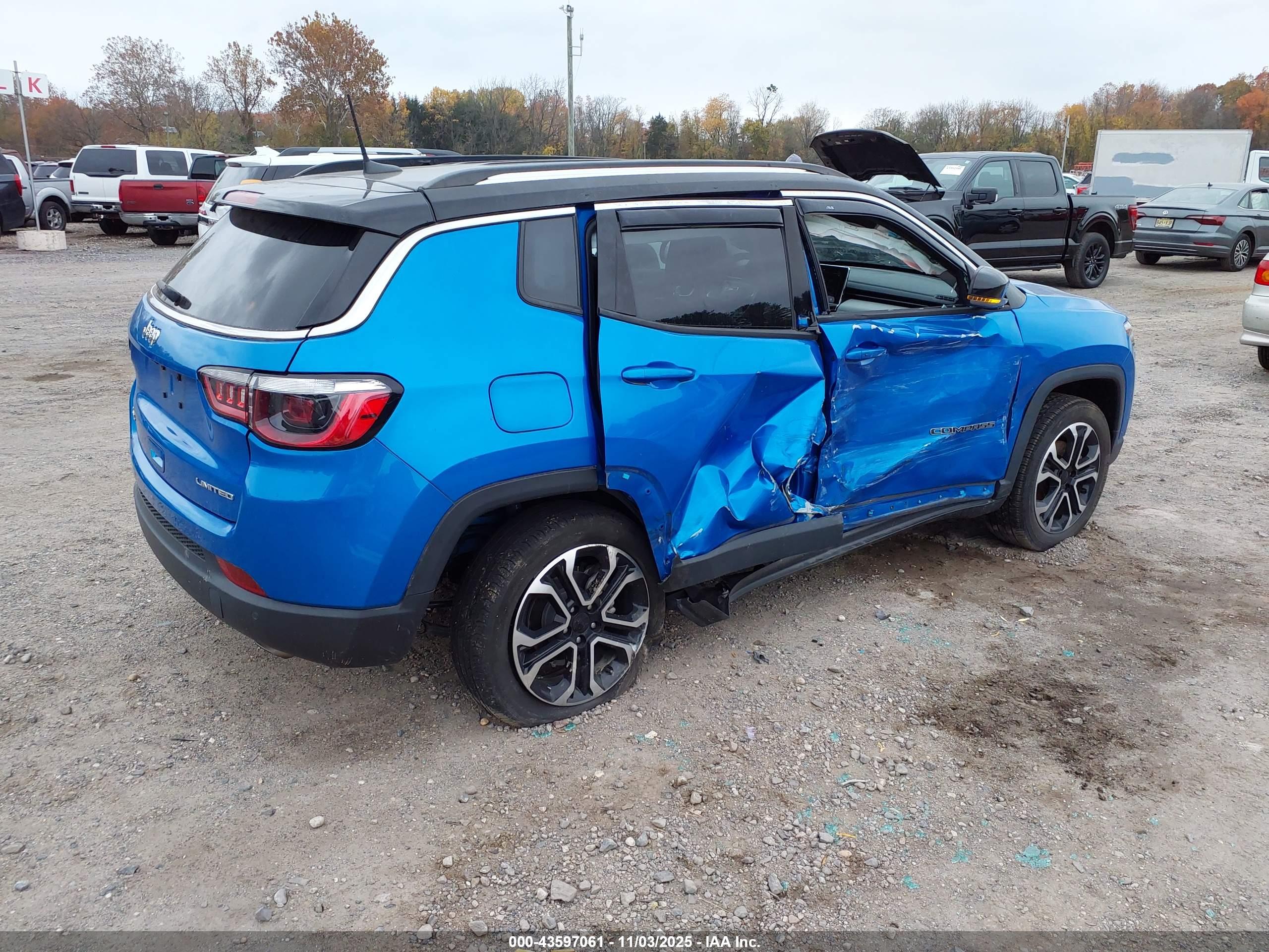 JEEP COMPASS image 4