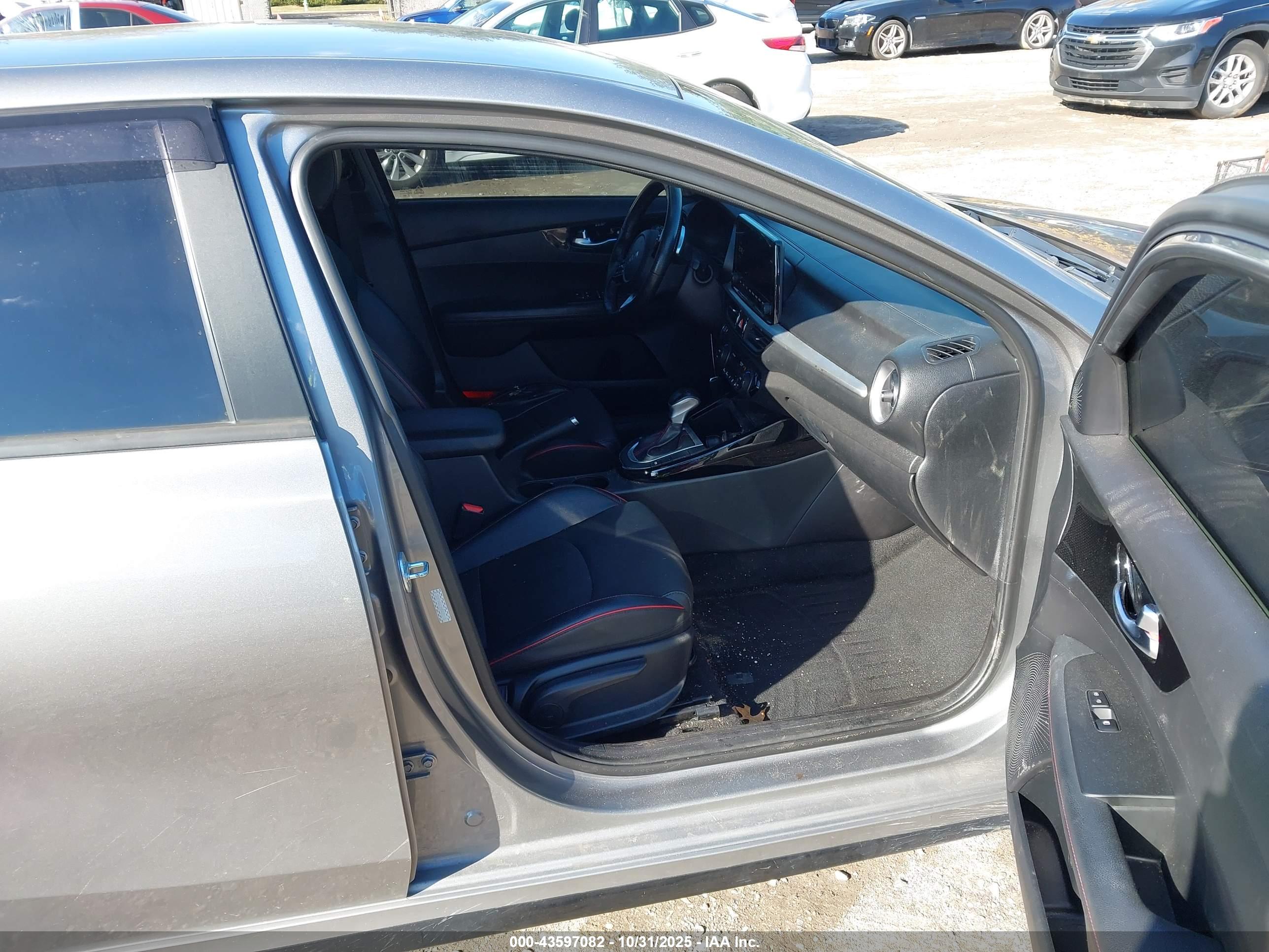 KIA FORTE image 5