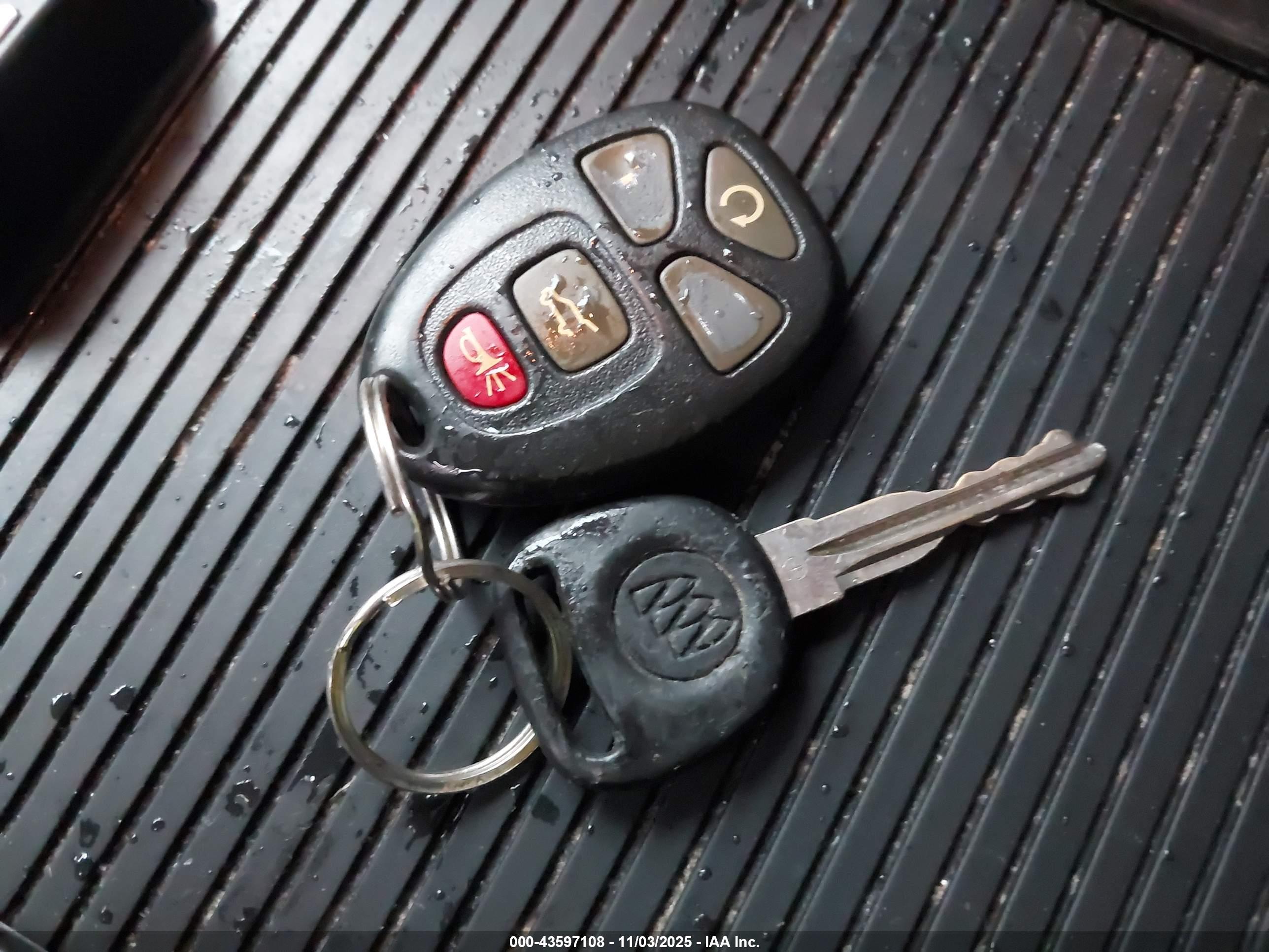 BUICK ENCLAVE image 11