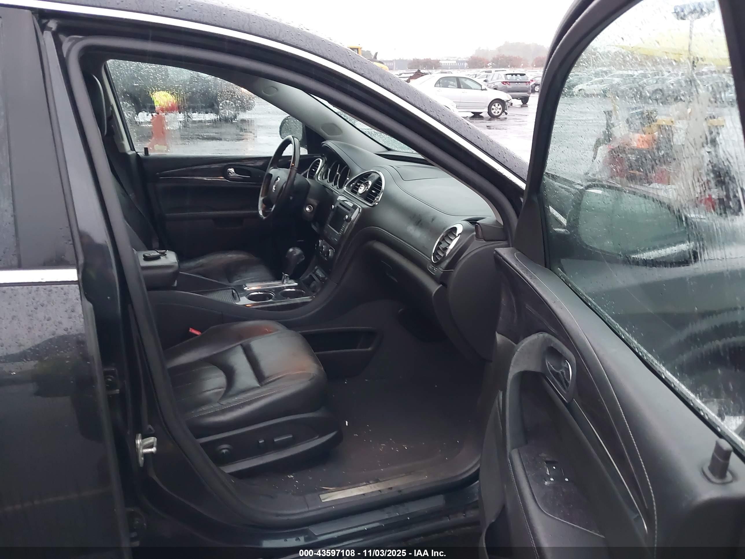 BUICK ENCLAVE image 5