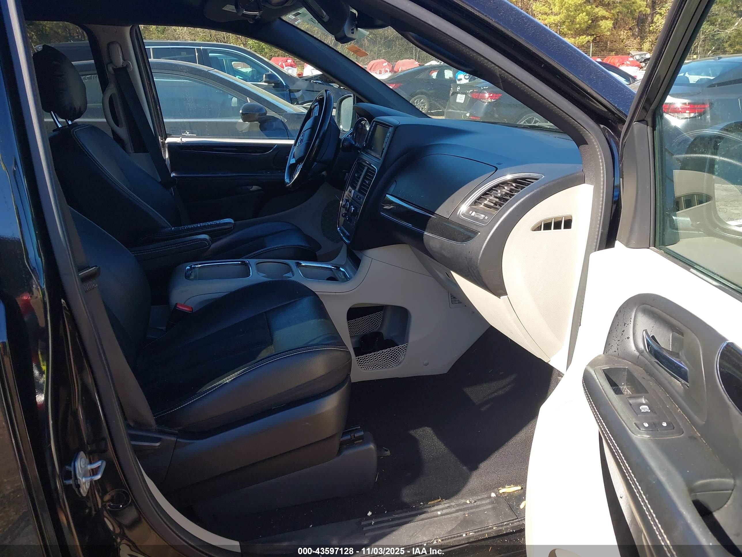 DODGE GRAND image 5