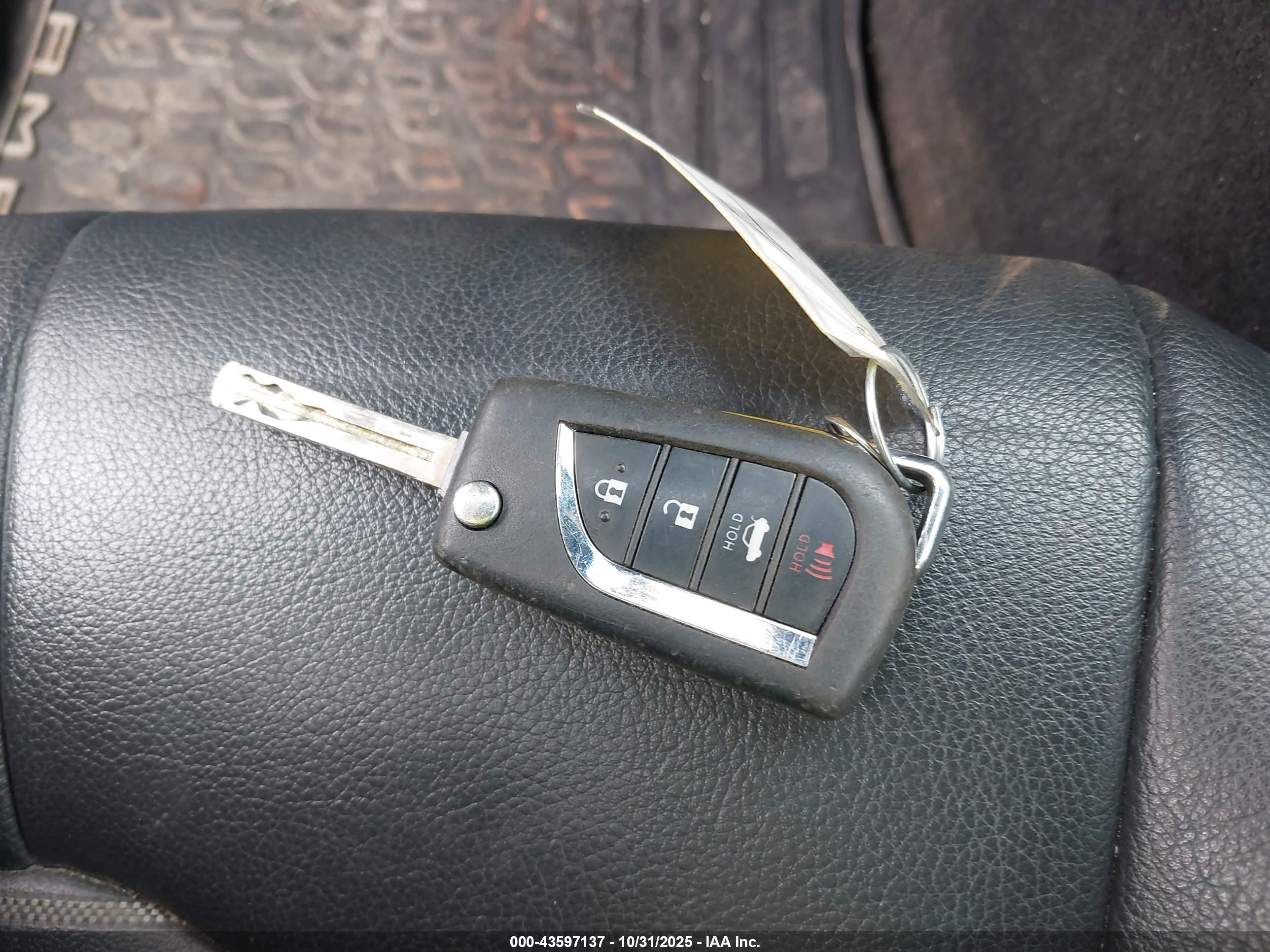 TOYOTA CAMRY image 11