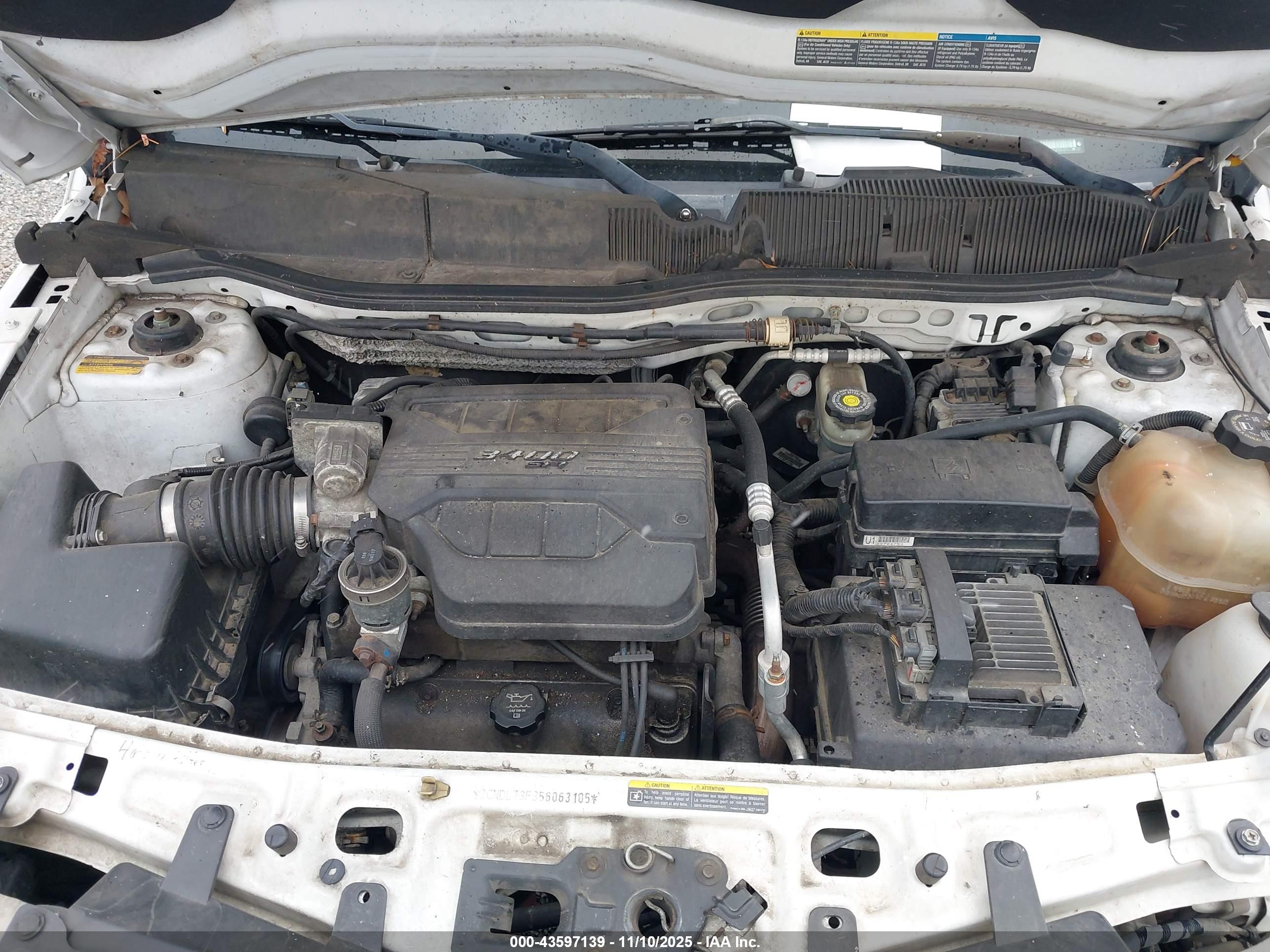CHEVROLET EQUINOX image 10