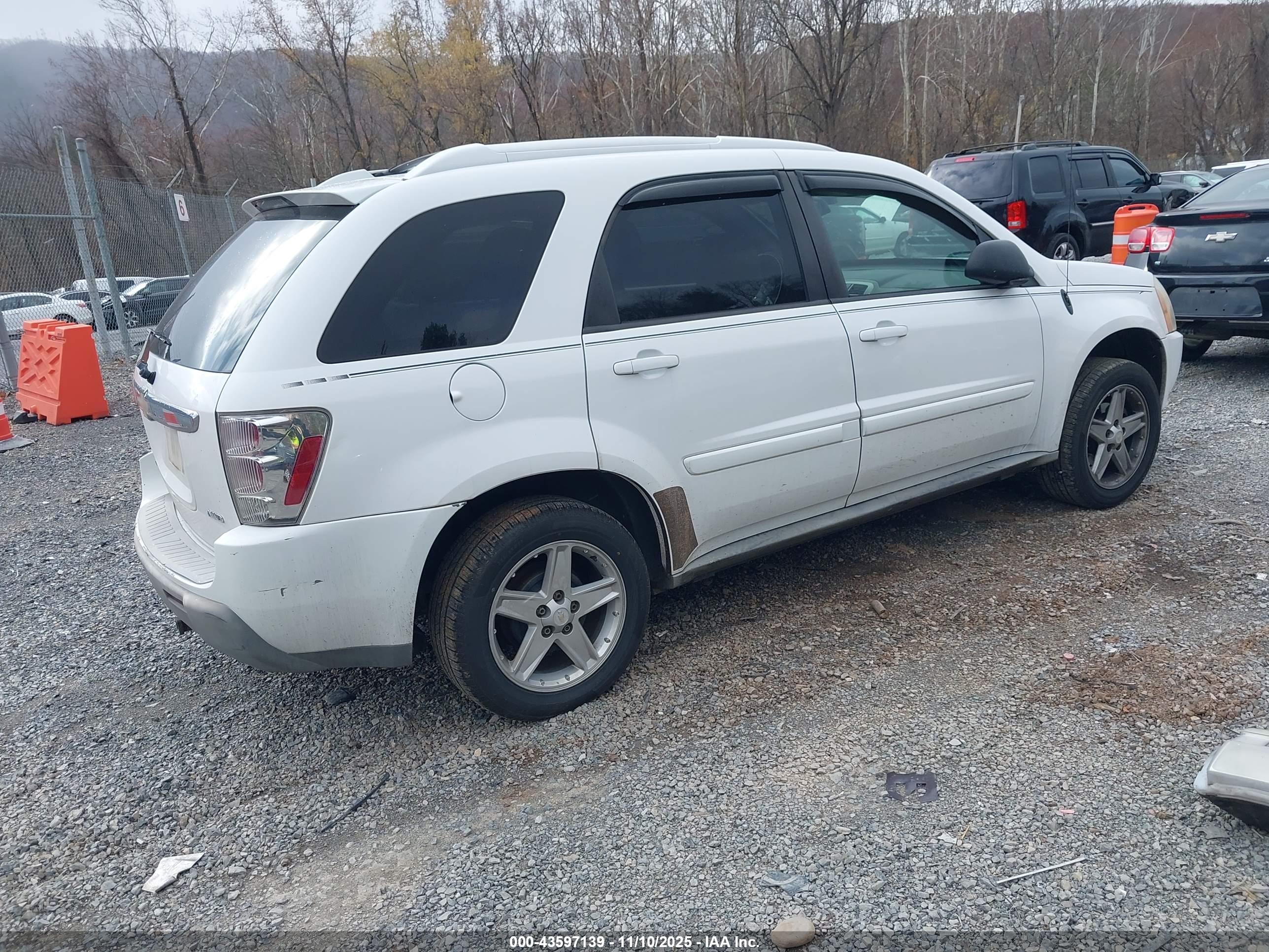CHEVROLET EQUINOX image 4
