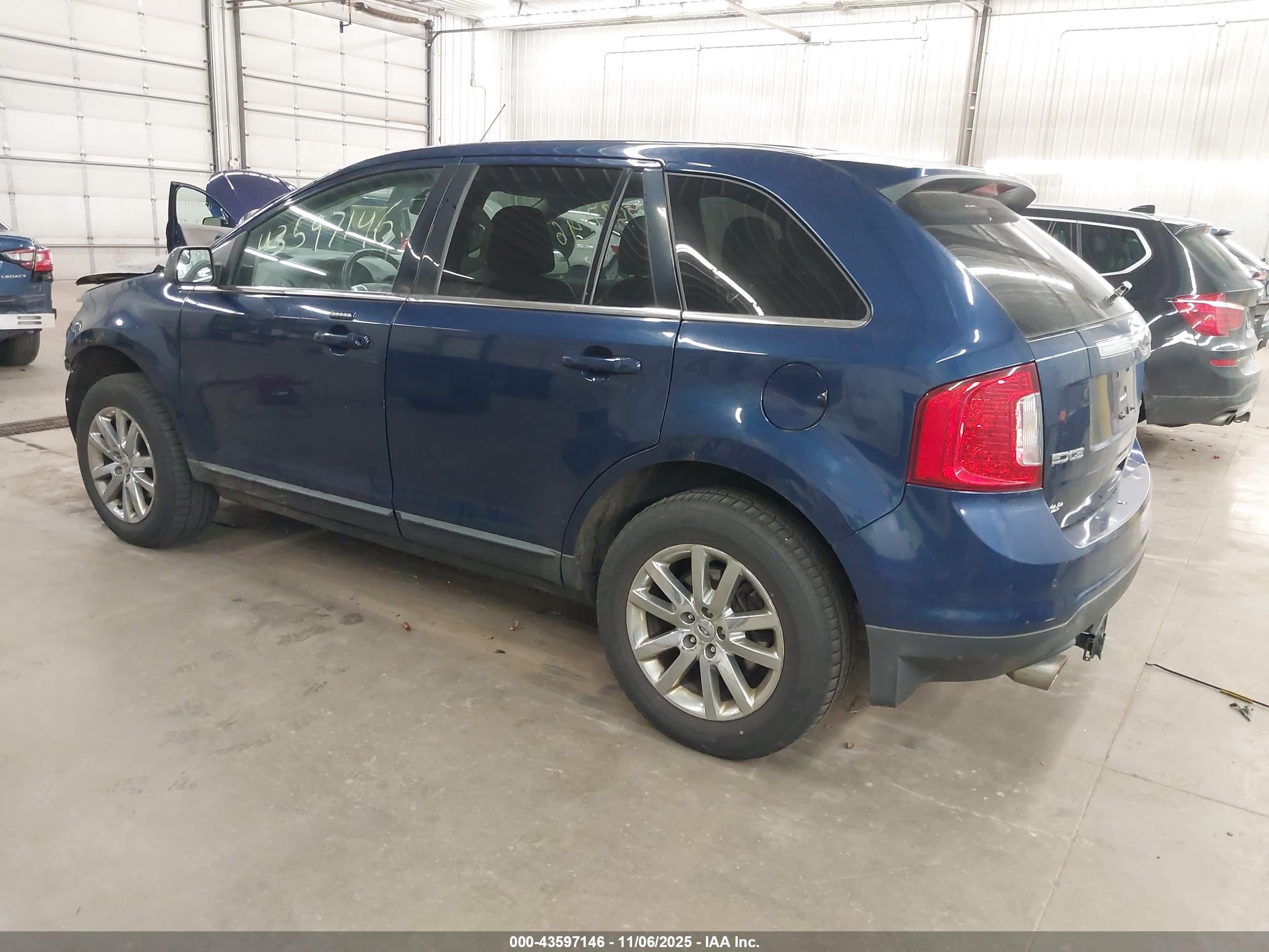 FORD EDGE image 3