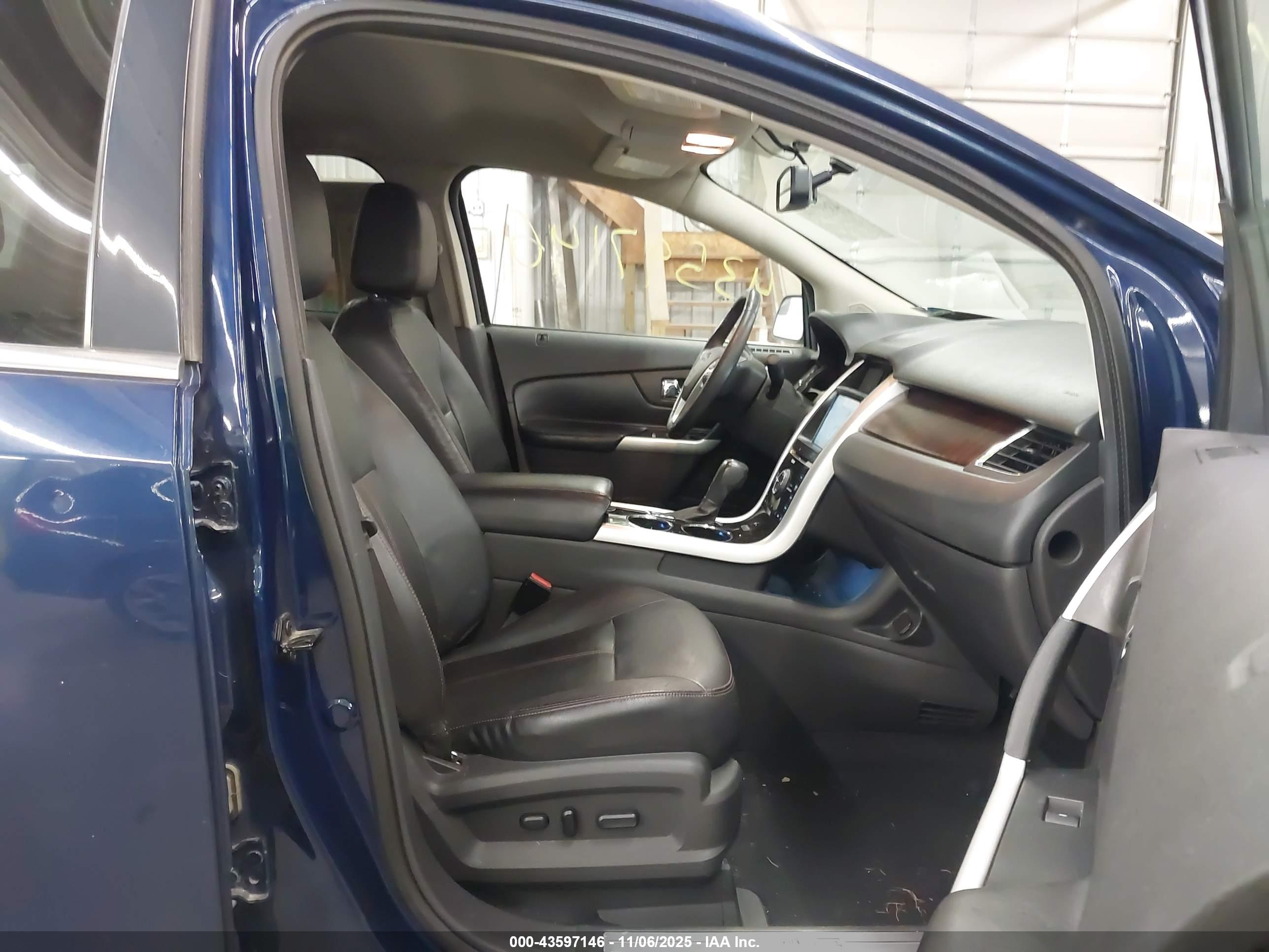 FORD EDGE image 5