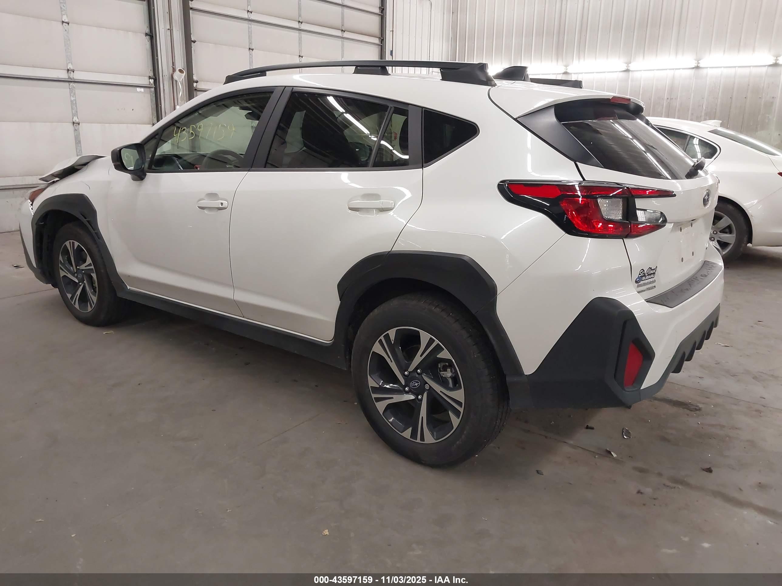 SUBARU CROSSTREK image 3