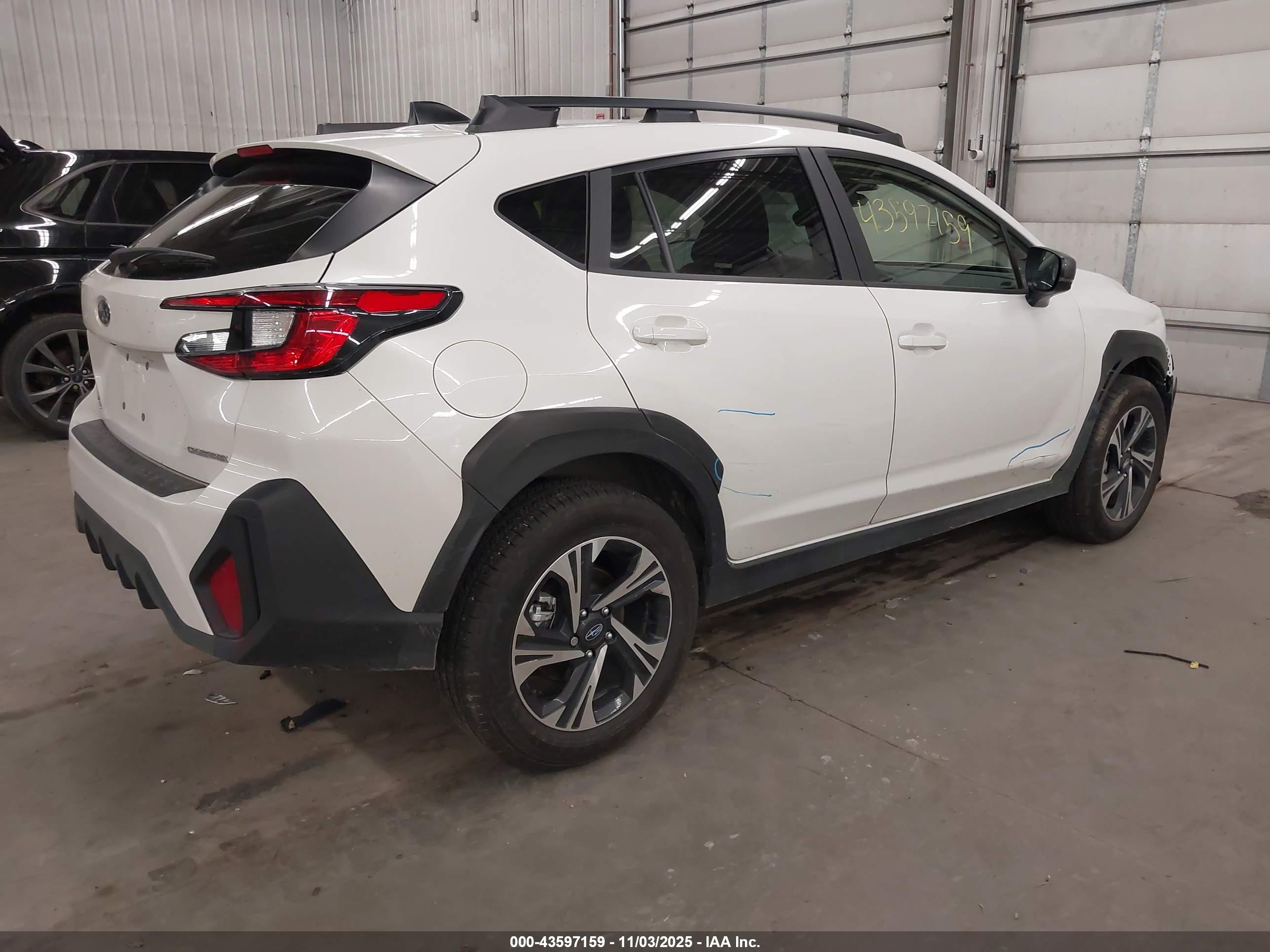 SUBARU CROSSTREK image 4